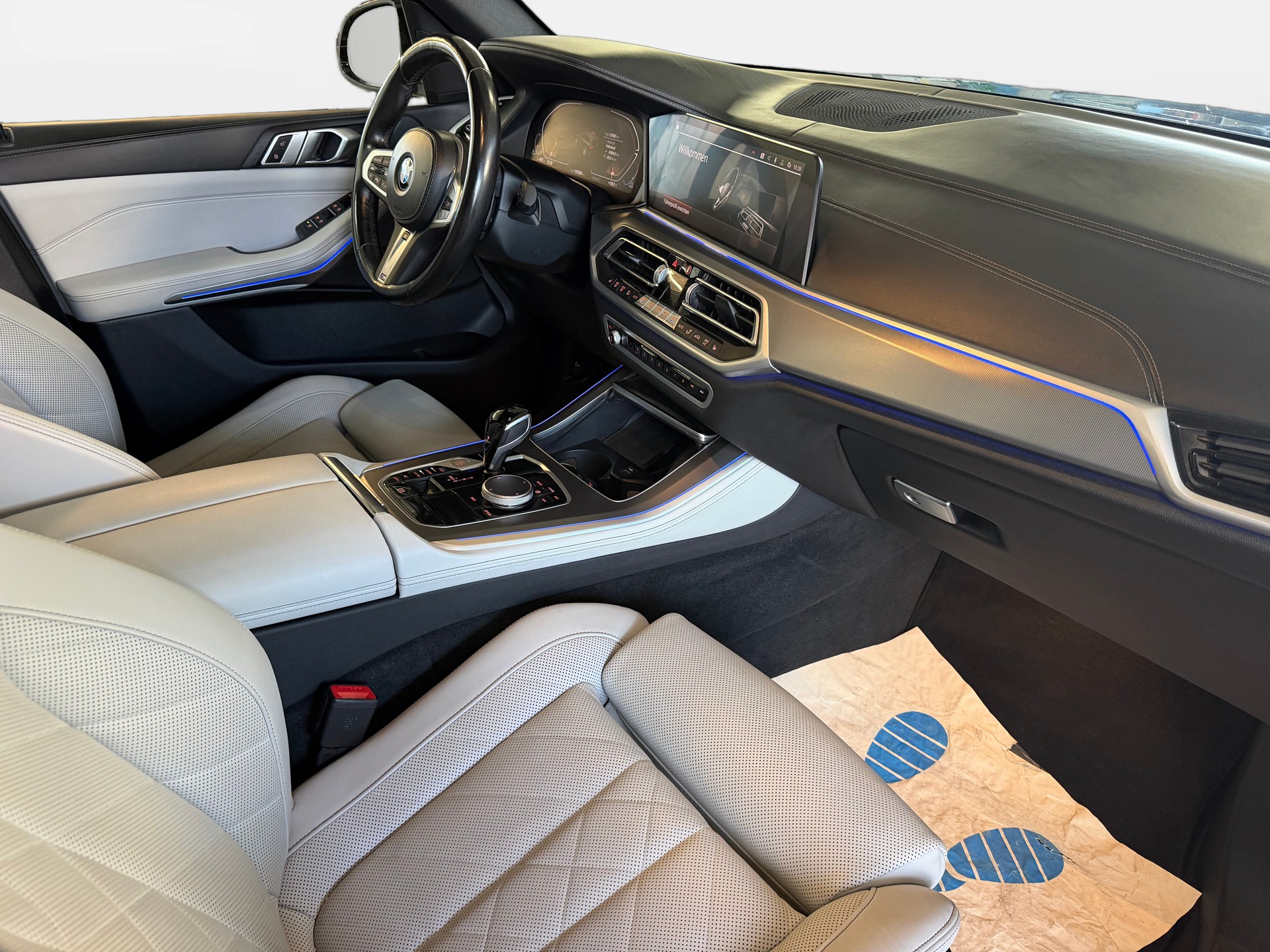 BMW X5 xDrive 48V 40d M Sport Steptronic | CH-Auto | Frisch MFK | BMW Laserlicht | Pano Dach | M-Sportabgasanlage-image-9