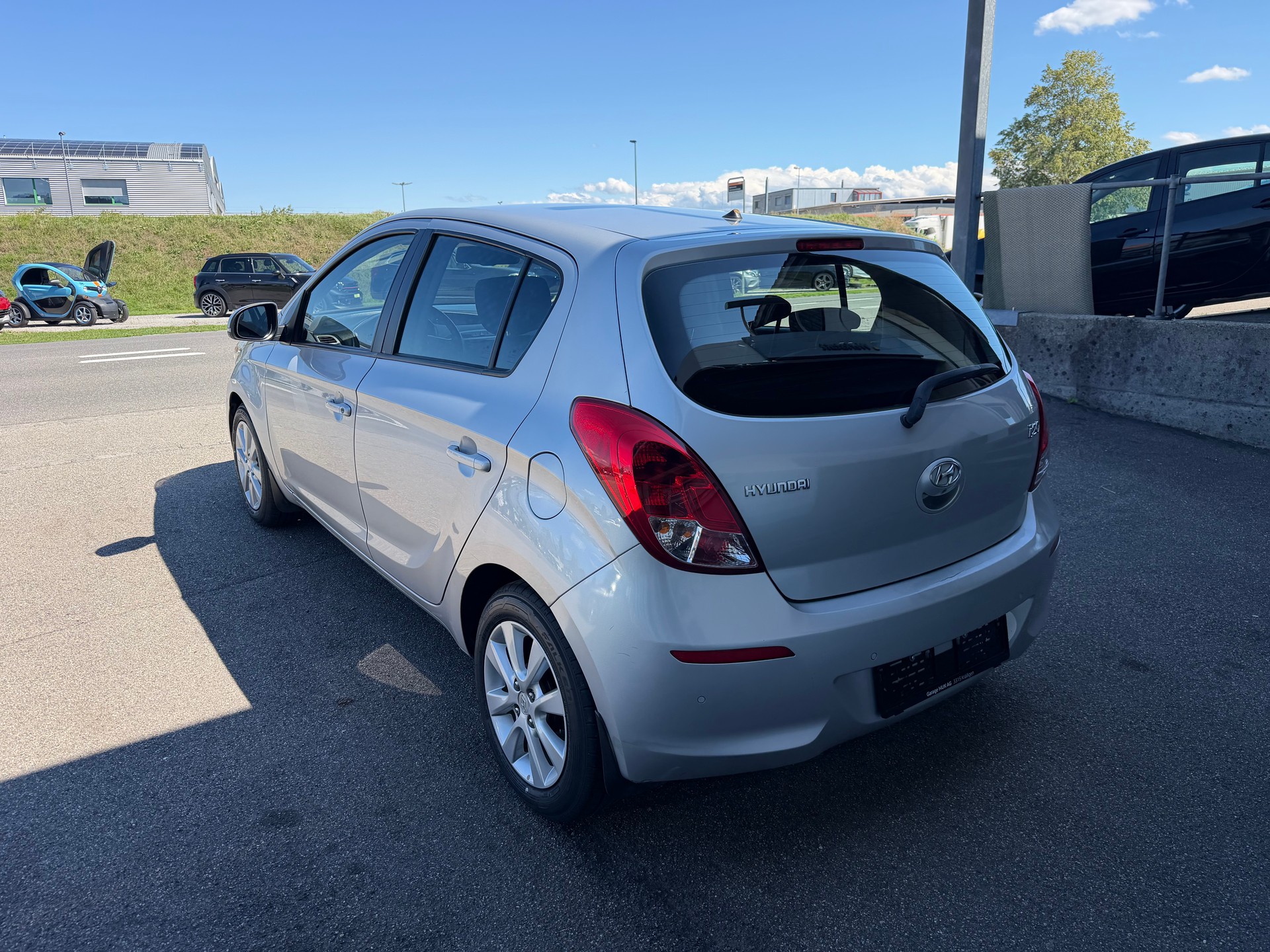 HYUNDAI i20 1.4 Style Automatic+++MIT MFK 30.4.2025+++-image-1