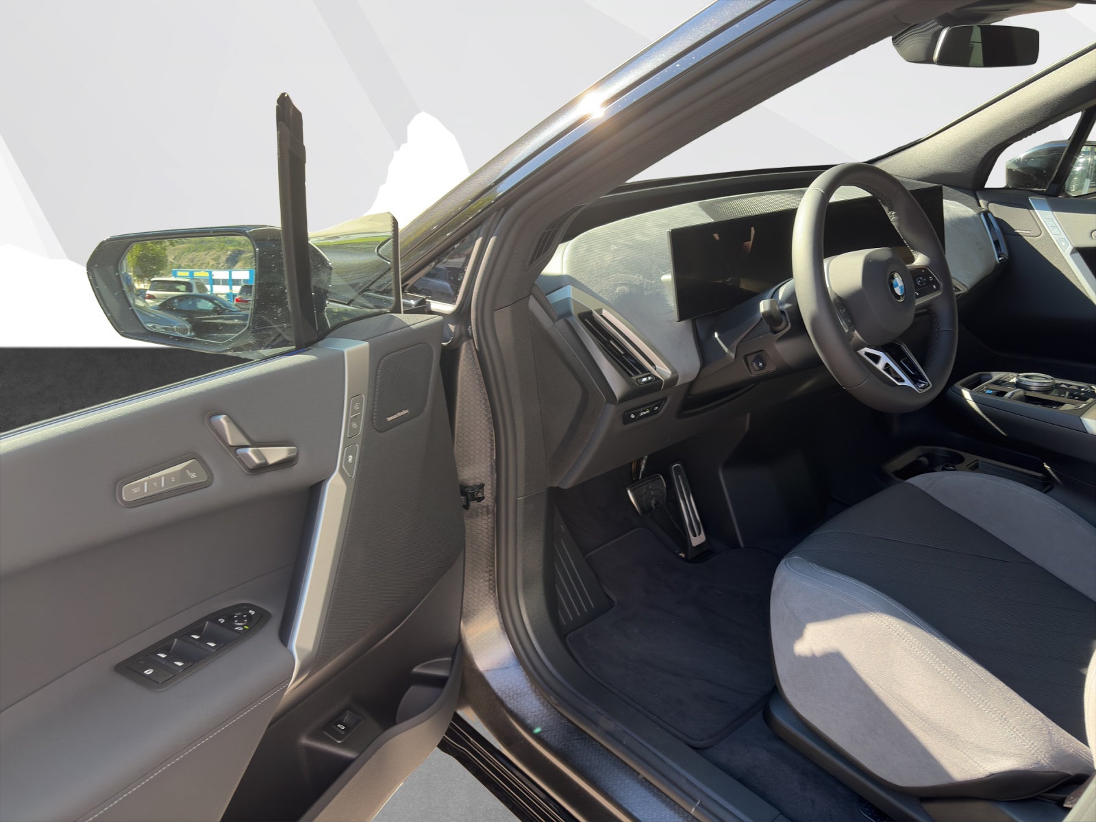 BMW iX xDrive45-image-8