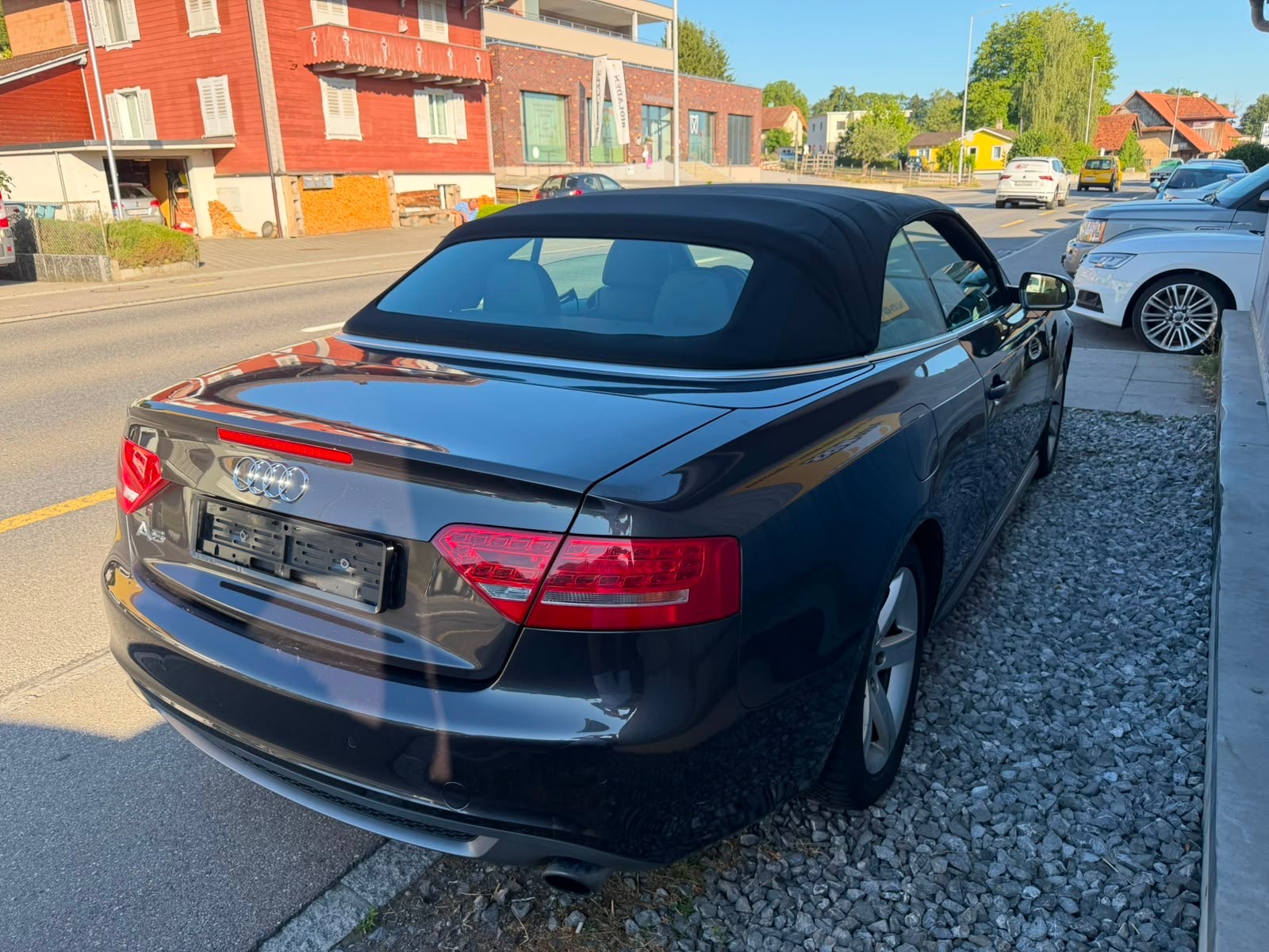 AUDI A5 Cabriolet 2.0 TFSI-image-8
