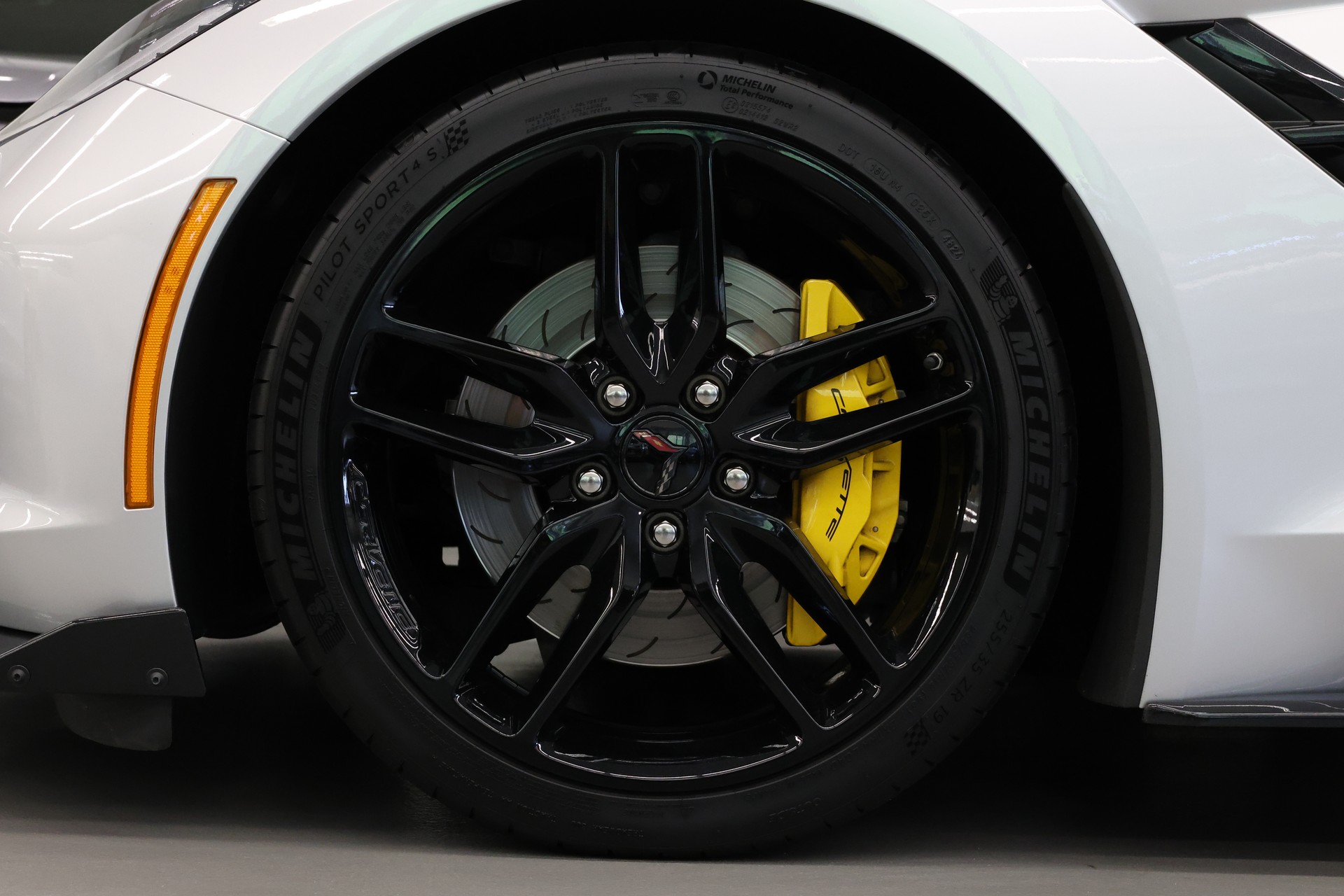 CHEVROLET Corvette C7 Stingray Z51 6.2 V8 3LT-image-19
