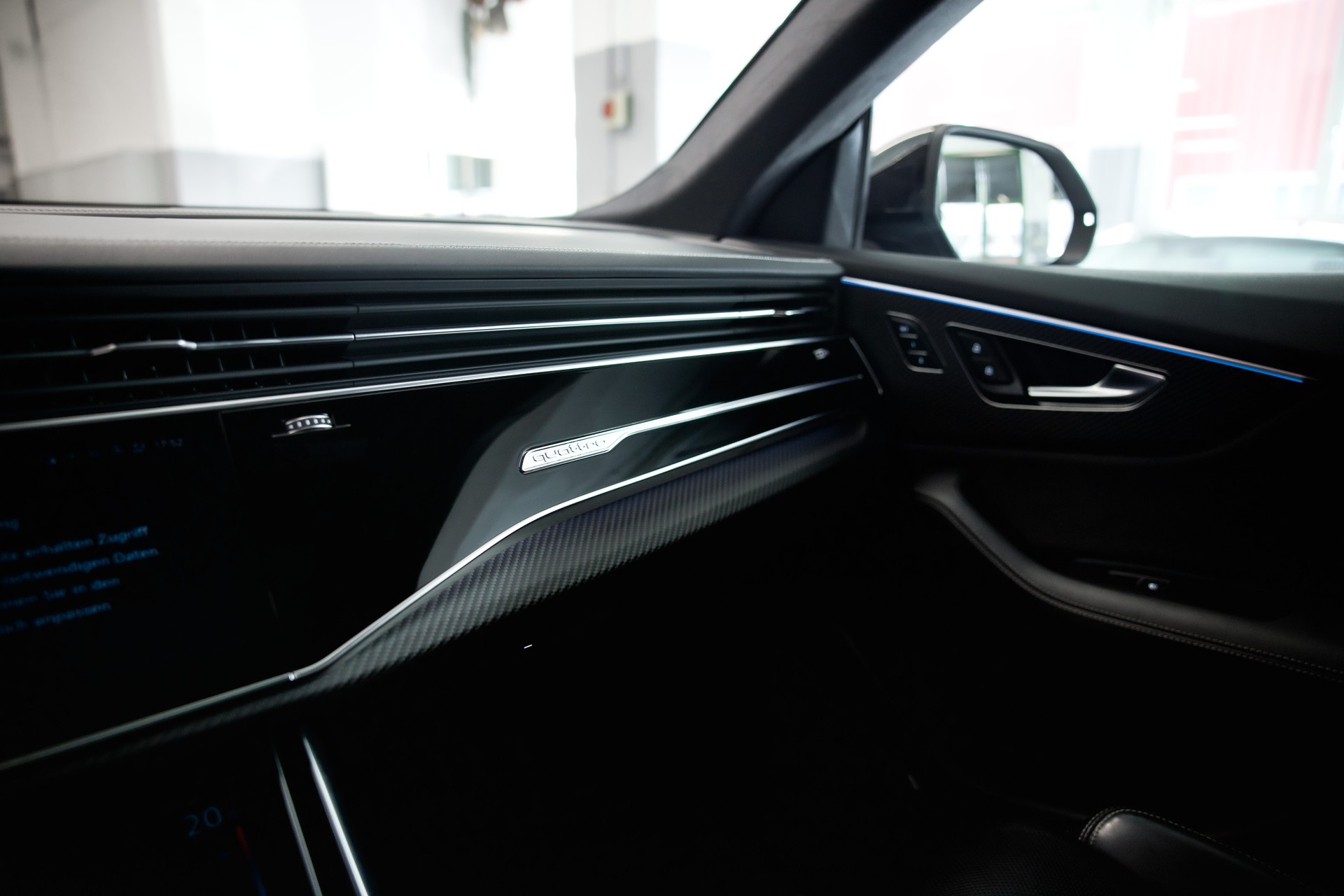 AUDI SQ8 SUV TFSI quattro tiptronic *CH-FHZ* FACELIFT MY 2024-image-32