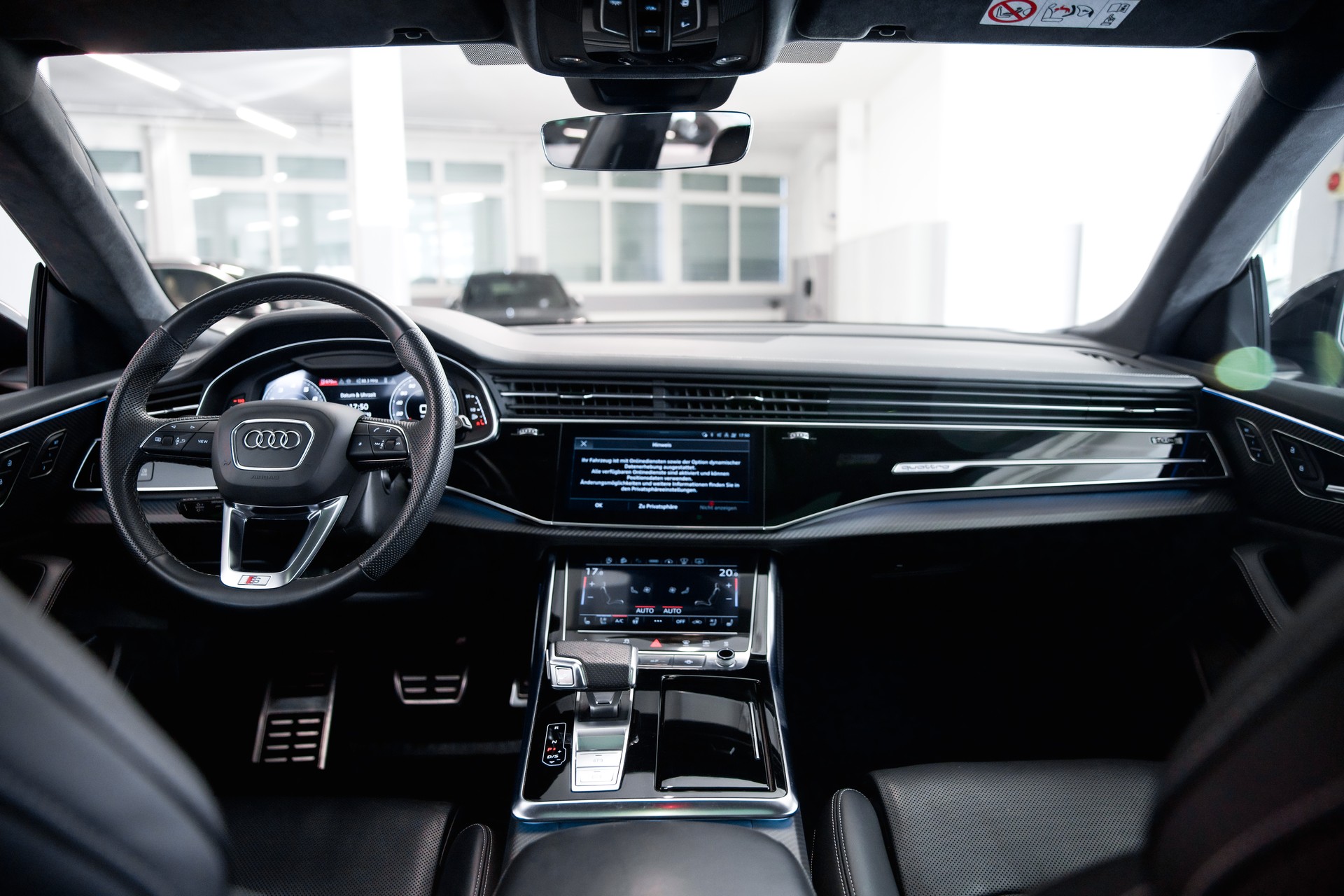 AUDI SQ8 SUV TFSI quattro tiptronic *CH-FHZ* FACELIFT MY 2024-image-19