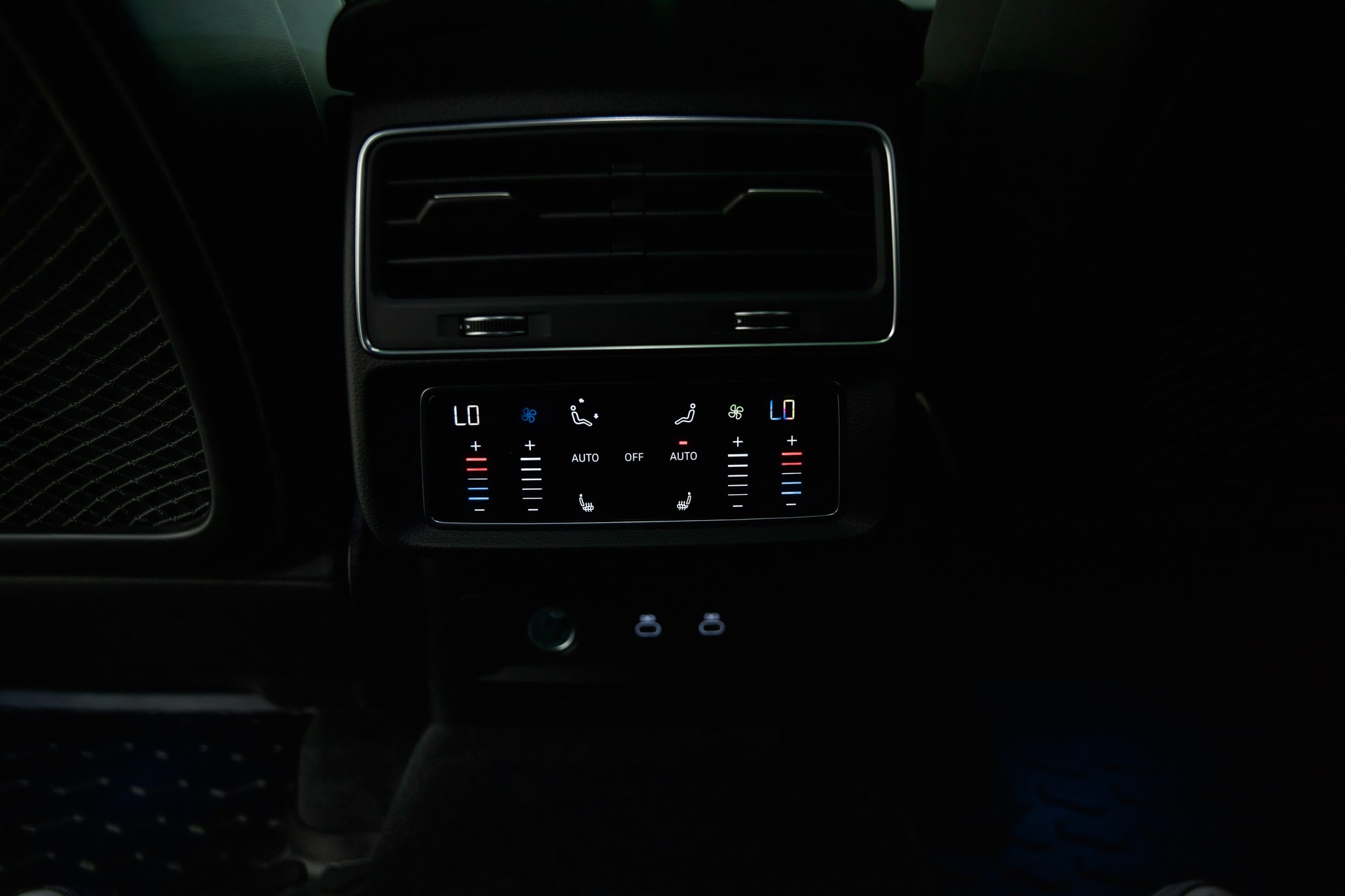 AUDI SQ8 SUV TFSI quattro tiptronic *CH-FHZ* FACELIFT MY 2024-image-26
