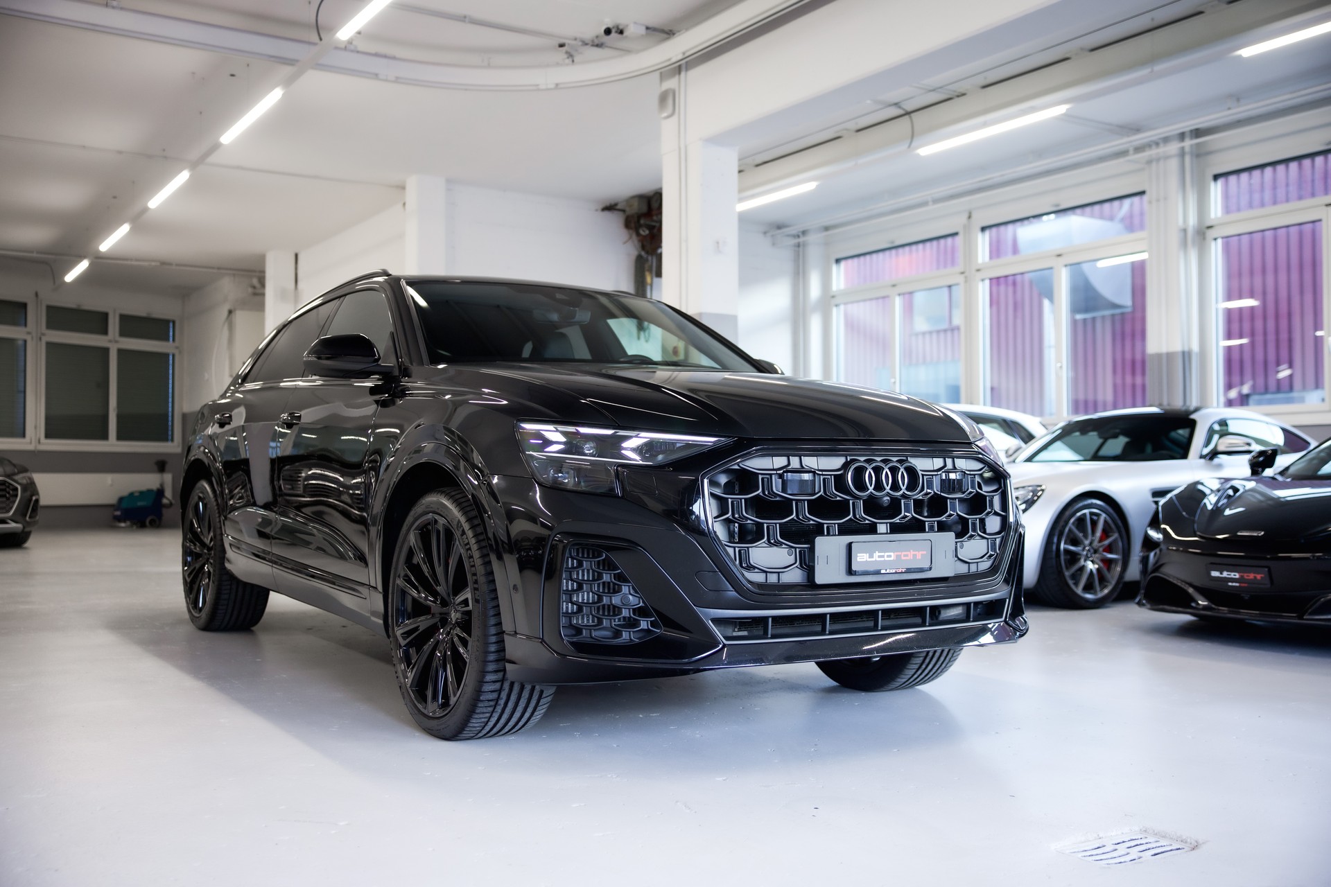 AUDI SQ8 SUV TFSI quattro tiptronic *CH-FHZ* FACELIFT MY 2024-image-4
