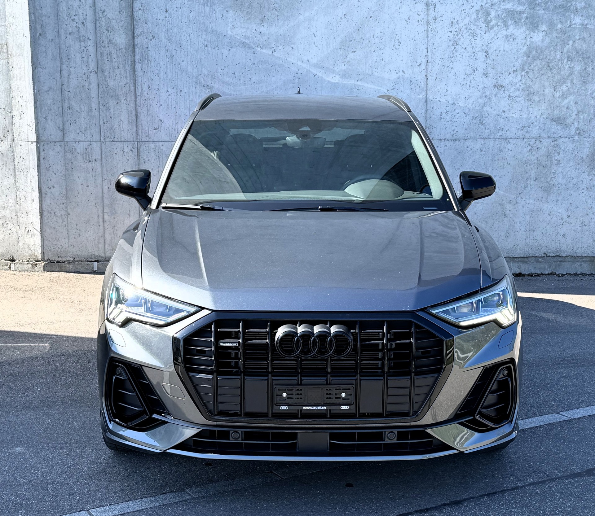 AUDI Q3 40 TDI S line quattro S-tronic CH FZ |Herstellergarantie|AudiSwissServicePackage+|wie neu-image-10