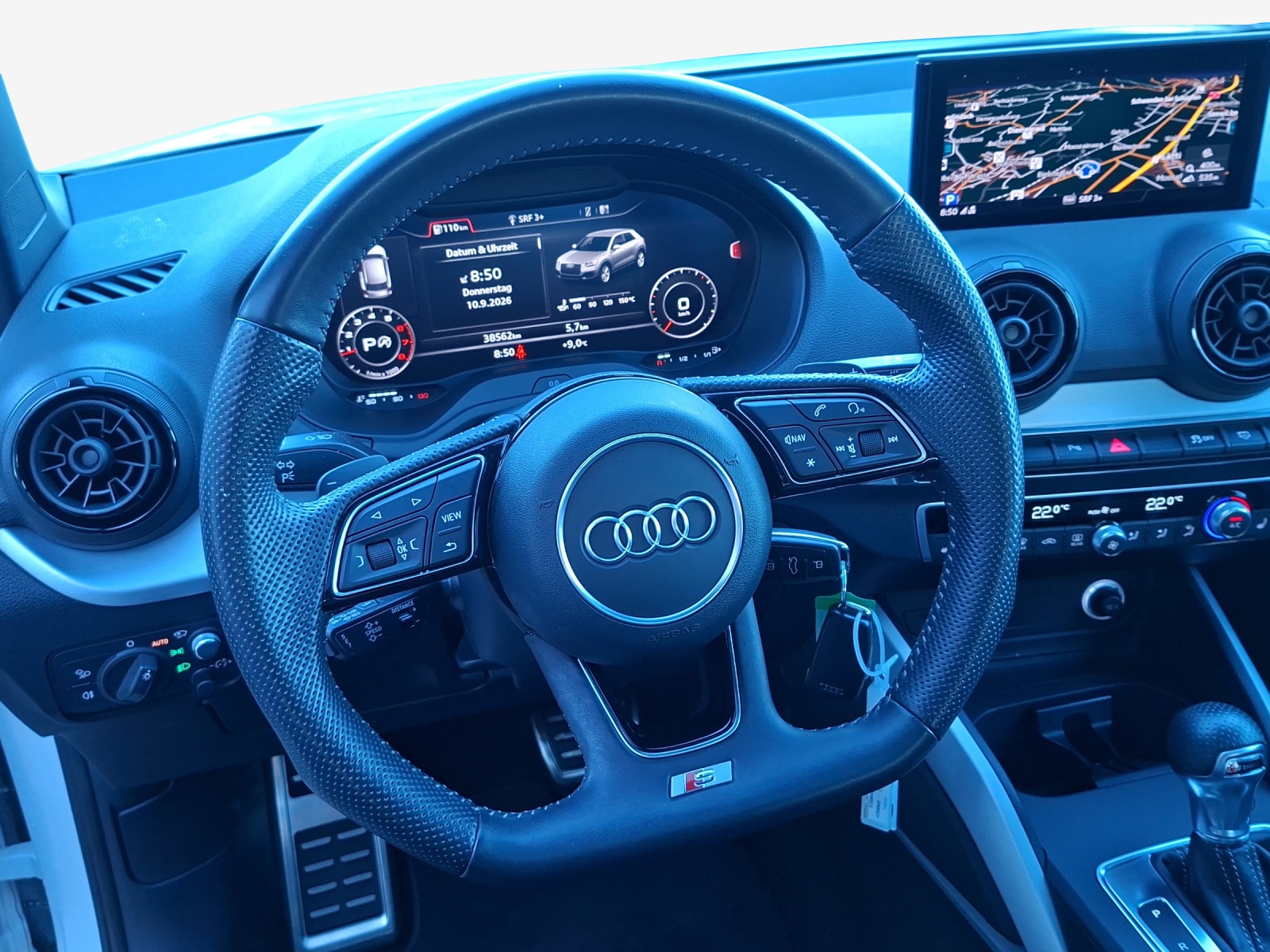 AUDI Q2 2.0 TFSI sport quattro S-tronic-image-9