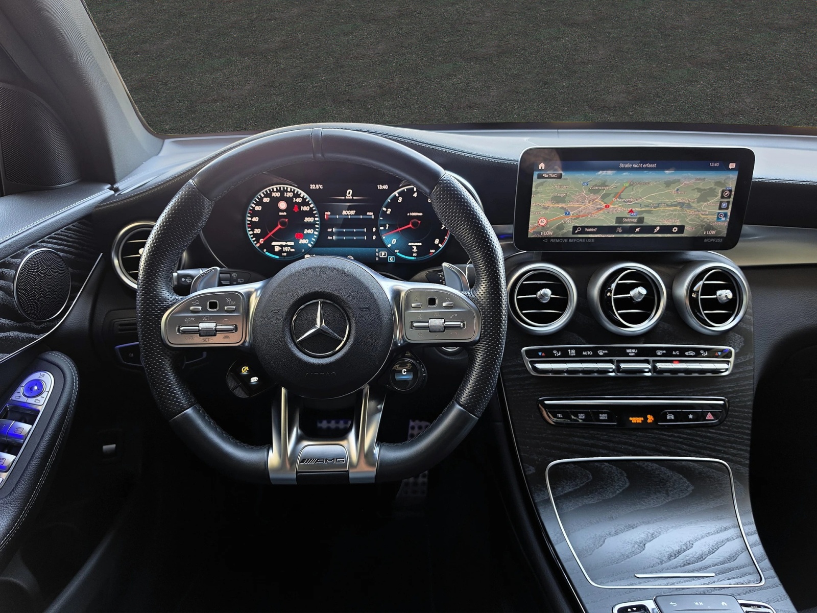 MERCEDES-BENZ GLC 43 AMG 4 Matic / Top Ausstattung-image-10