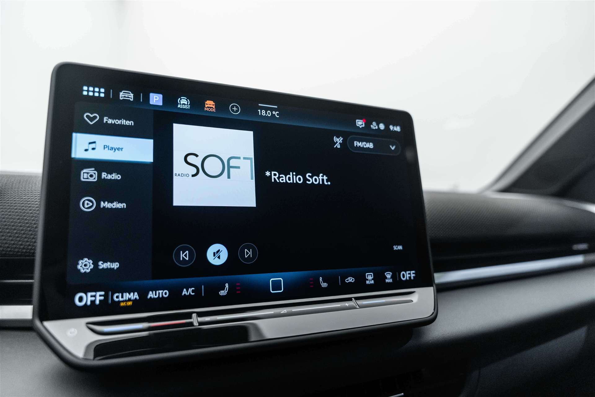 VW VW T-Roc 1.5 eTSi mHEV R-Line DSG-Automat-image-17