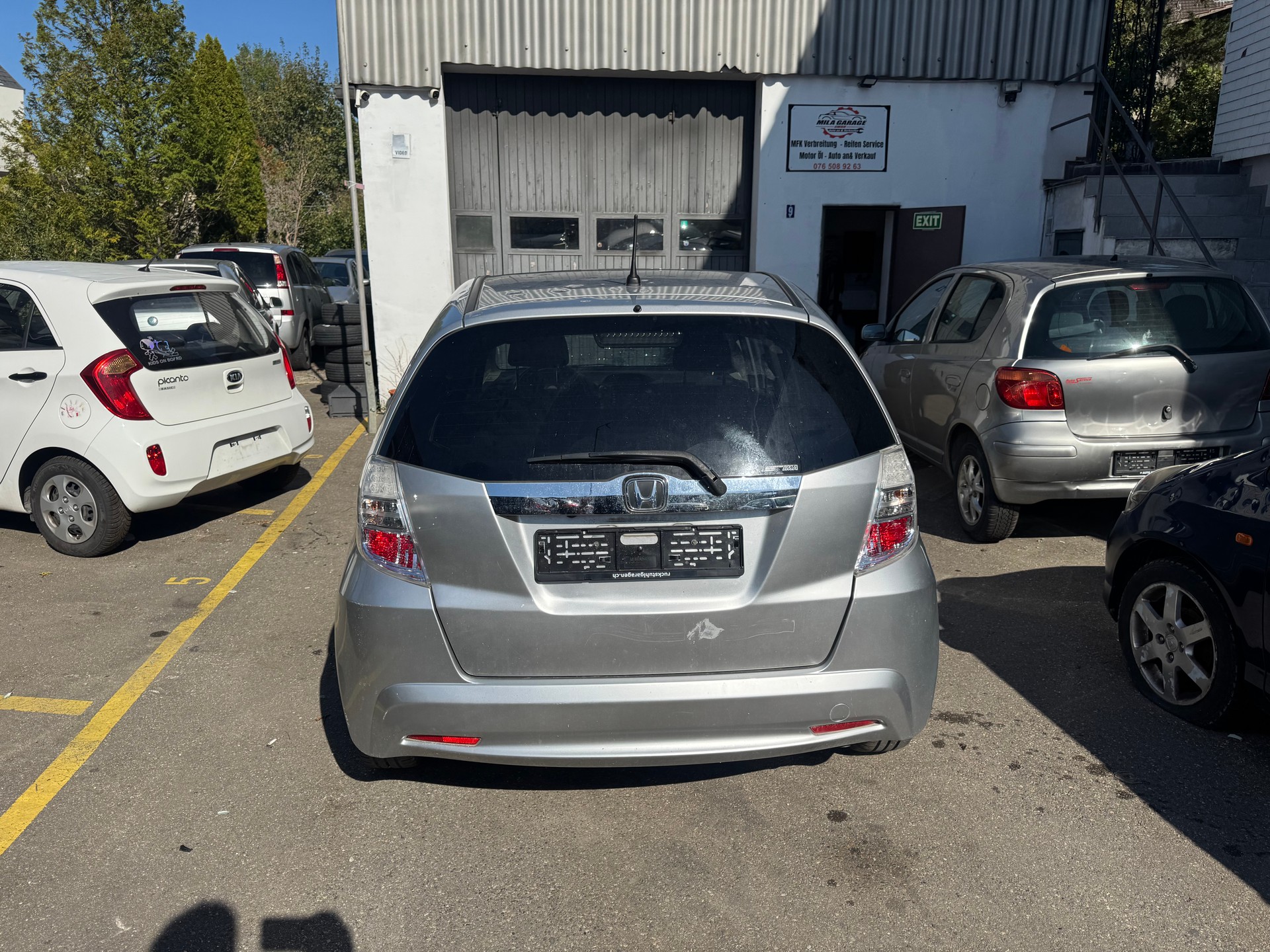 HONDA Jazz 1.3i Hybrid Exclusive CVT-image-2