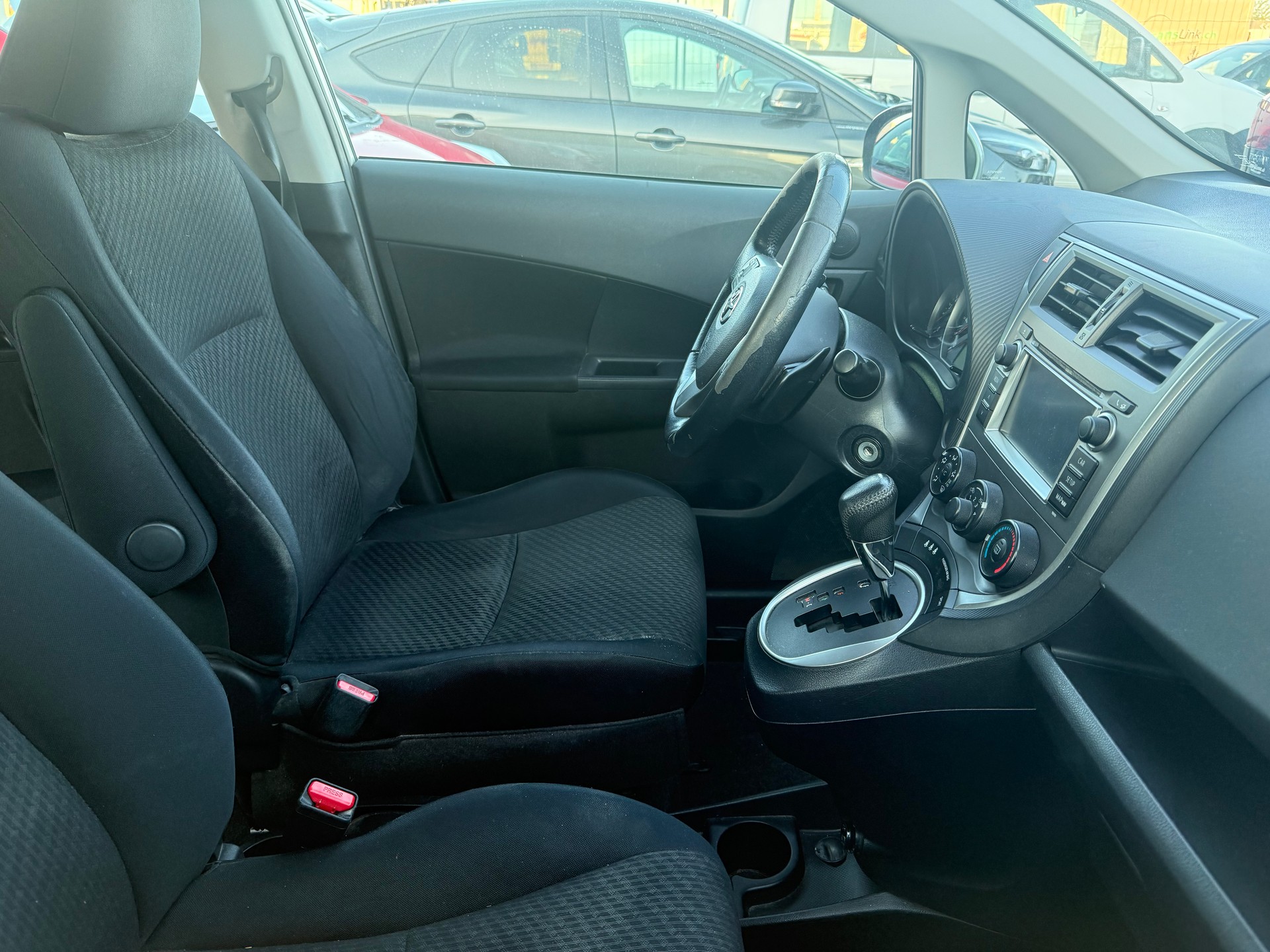 TOYOTA Verso-S 1.33 Linea Terra Multidrive S-image-4