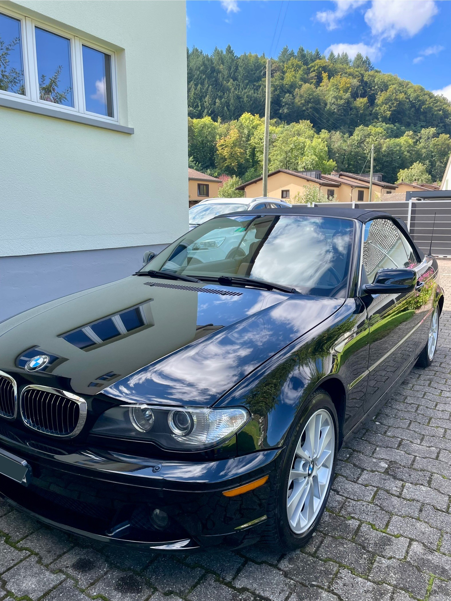 BMW 330Ci-image-0