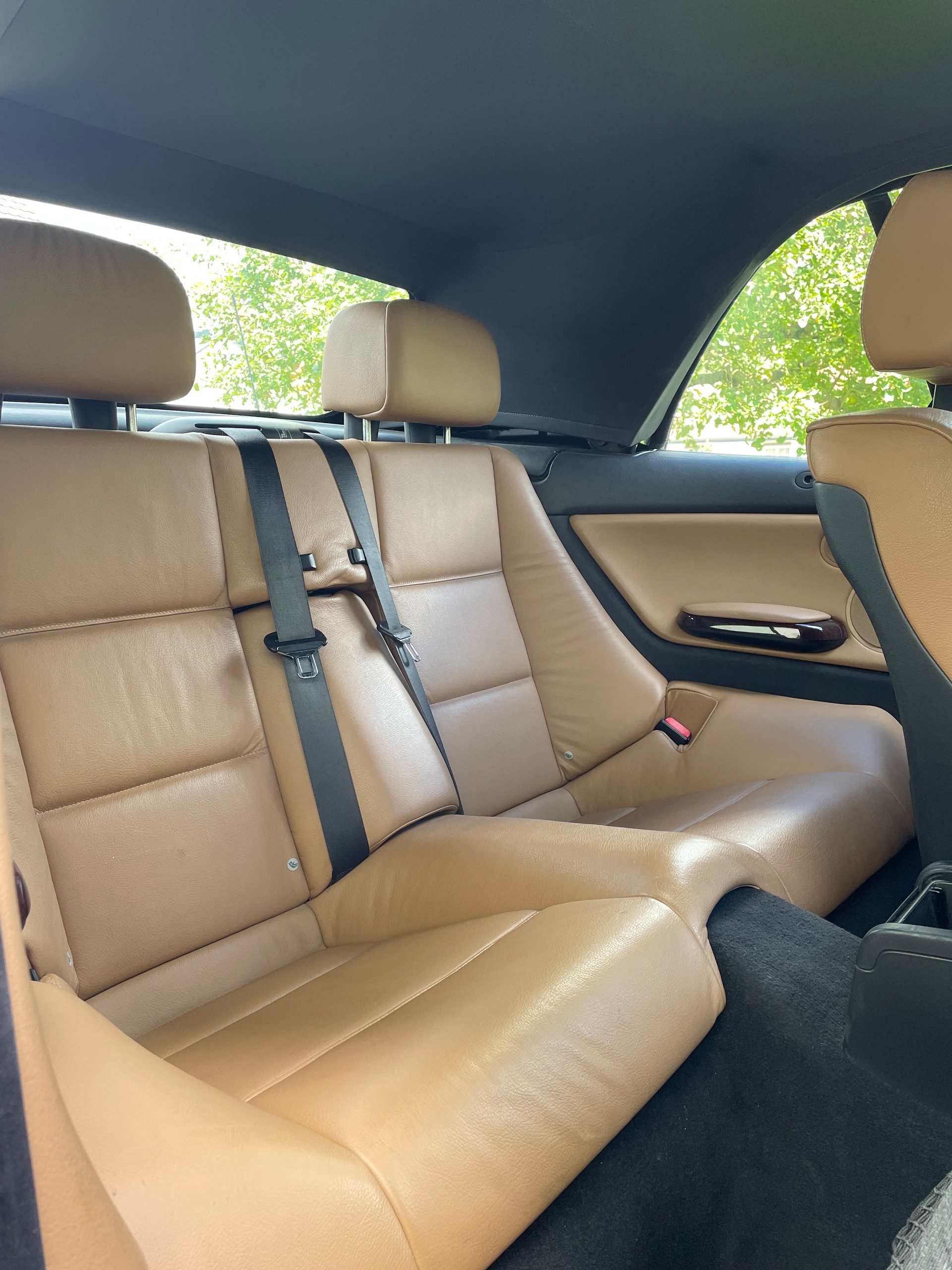 BMW 330Ci-image-5
