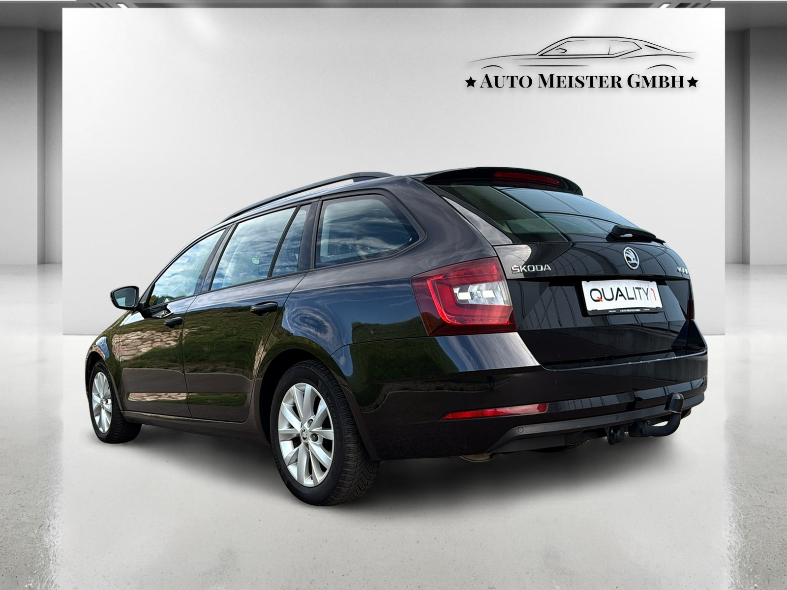 SKODA Octavia Combi 1.4 TSI Style DSG-image-2