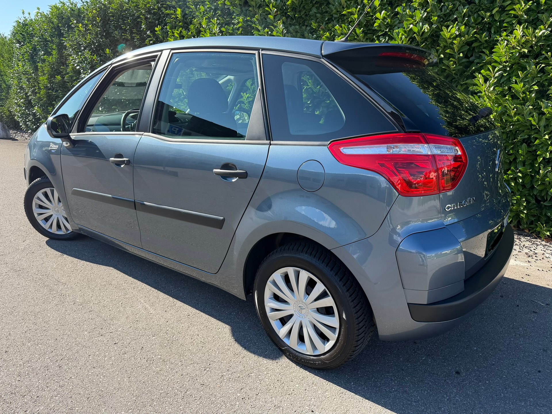 CITROEN C4 Picasso 1.6 HDI 16V Dynamique-image-3