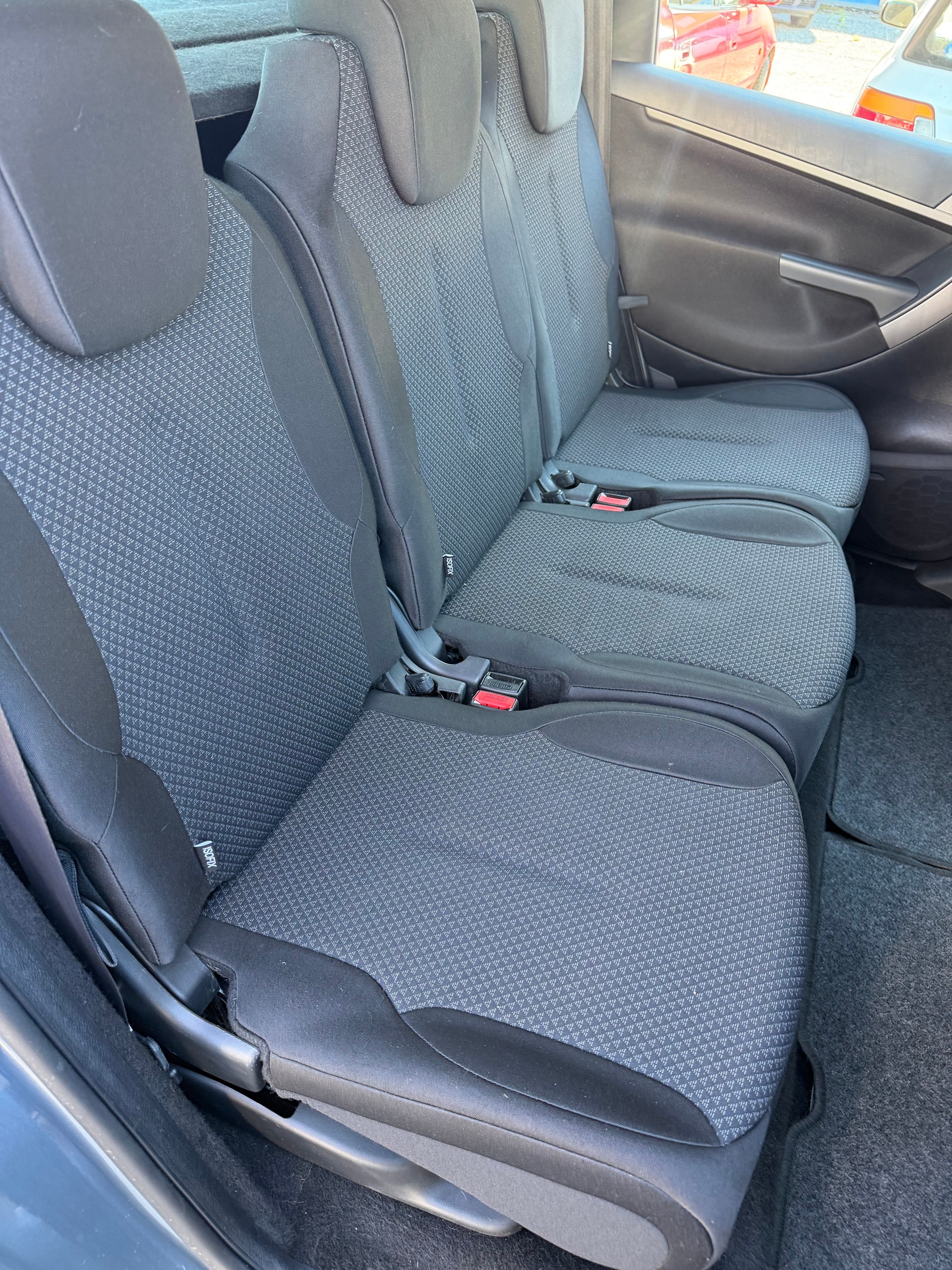 CITROEN C4 Picasso 1.6 HDI 16V Dynamique-image-7