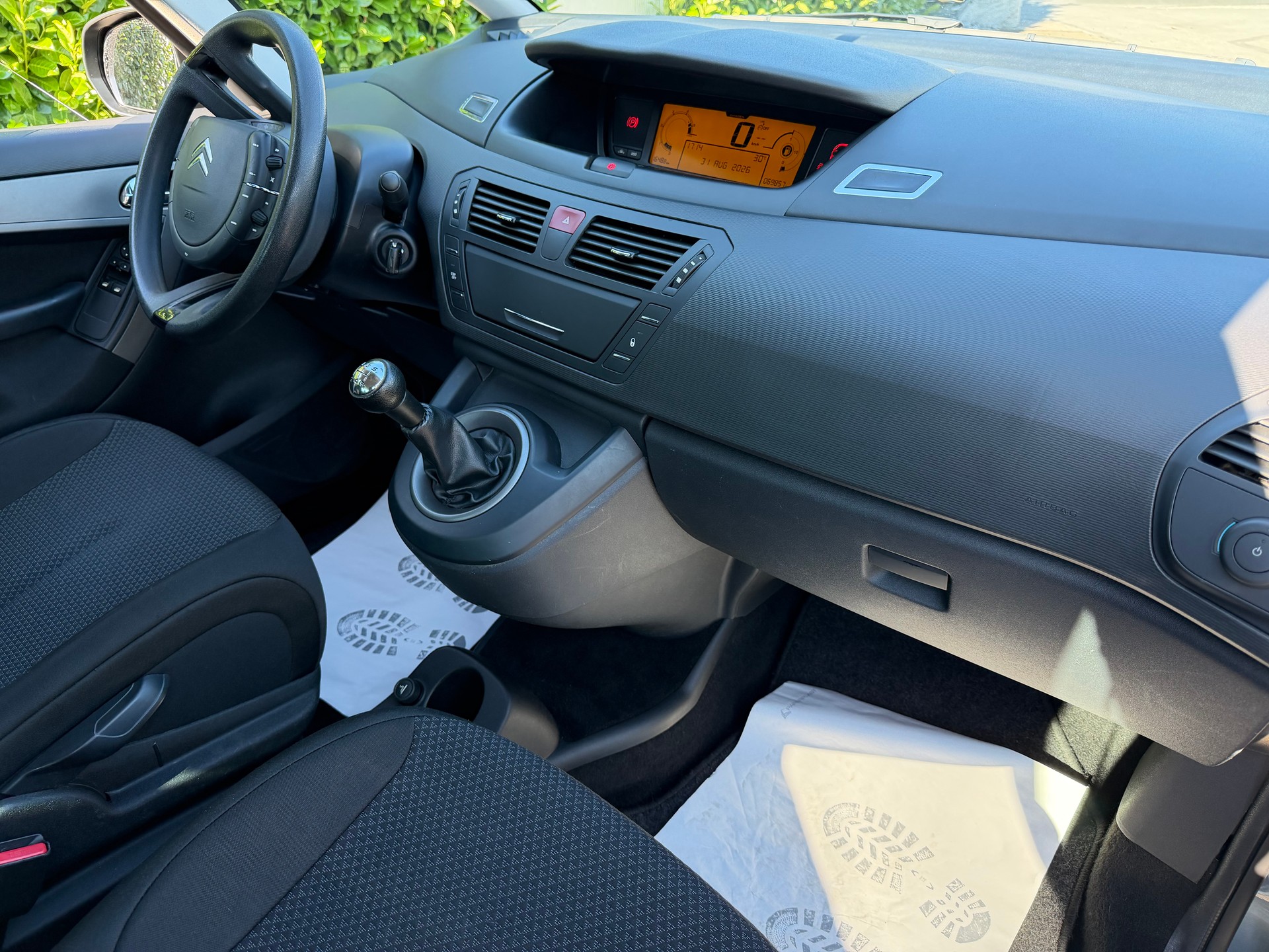 CITROEN C4 Picasso 1.6 HDI 16V Dynamique-image-5