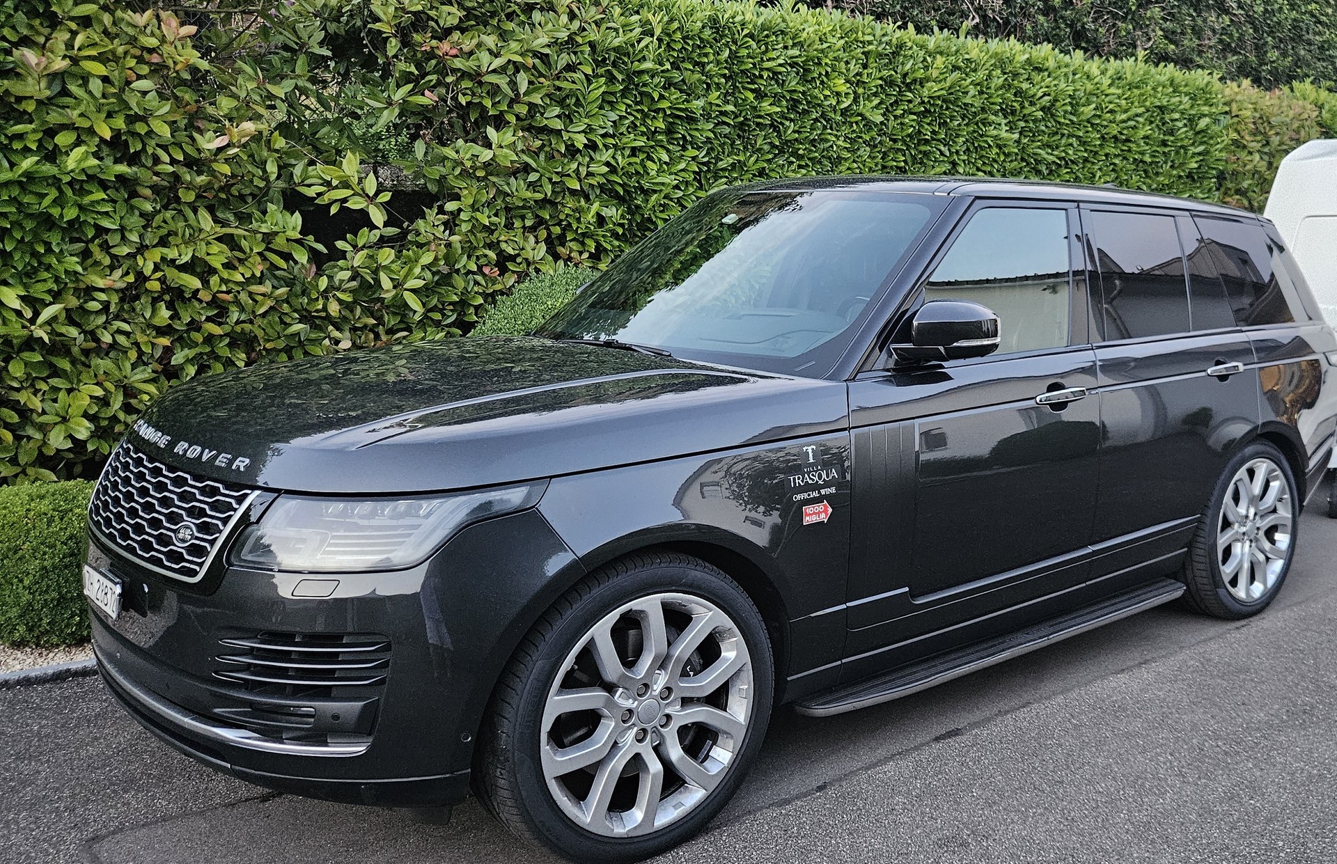 LAND ROVER 4.4 SDV8 Autobiography-image-0