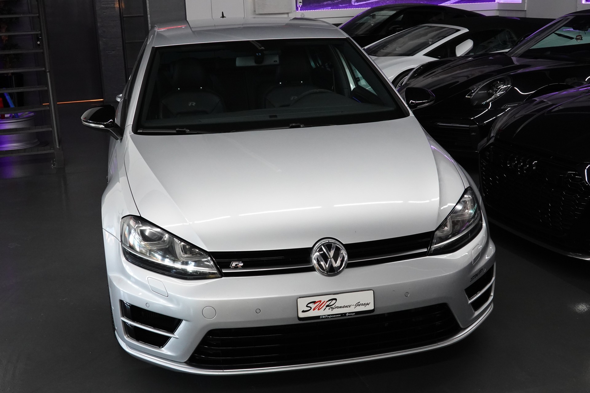 VW GOLF 2.0 TSI R 4MOTION DSG 301 PS CH-FZ-image-14