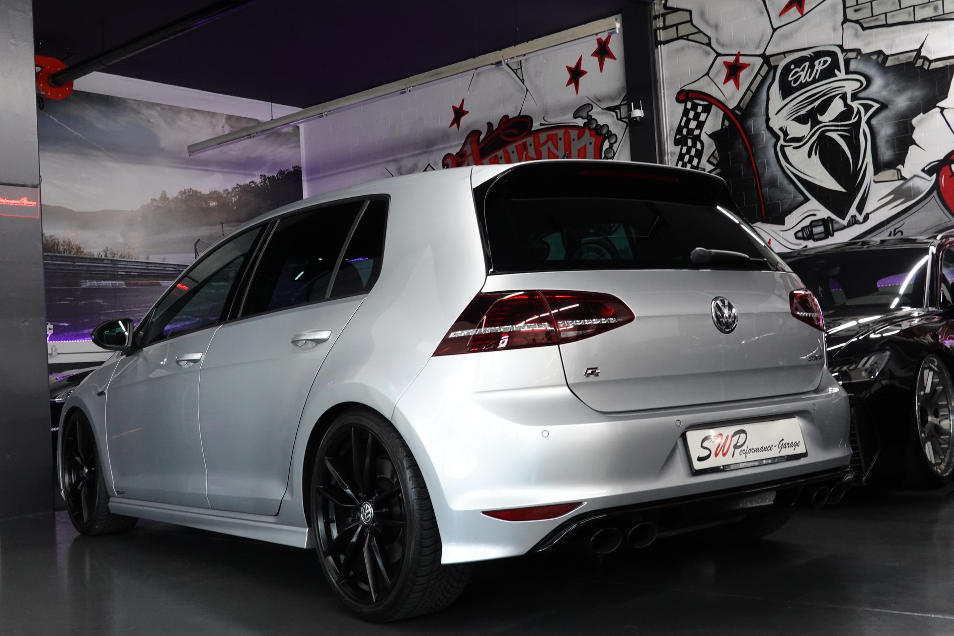VW GOLF 2.0 TSI R 4MOTION DSG 301 PS CH-FZ-image-9