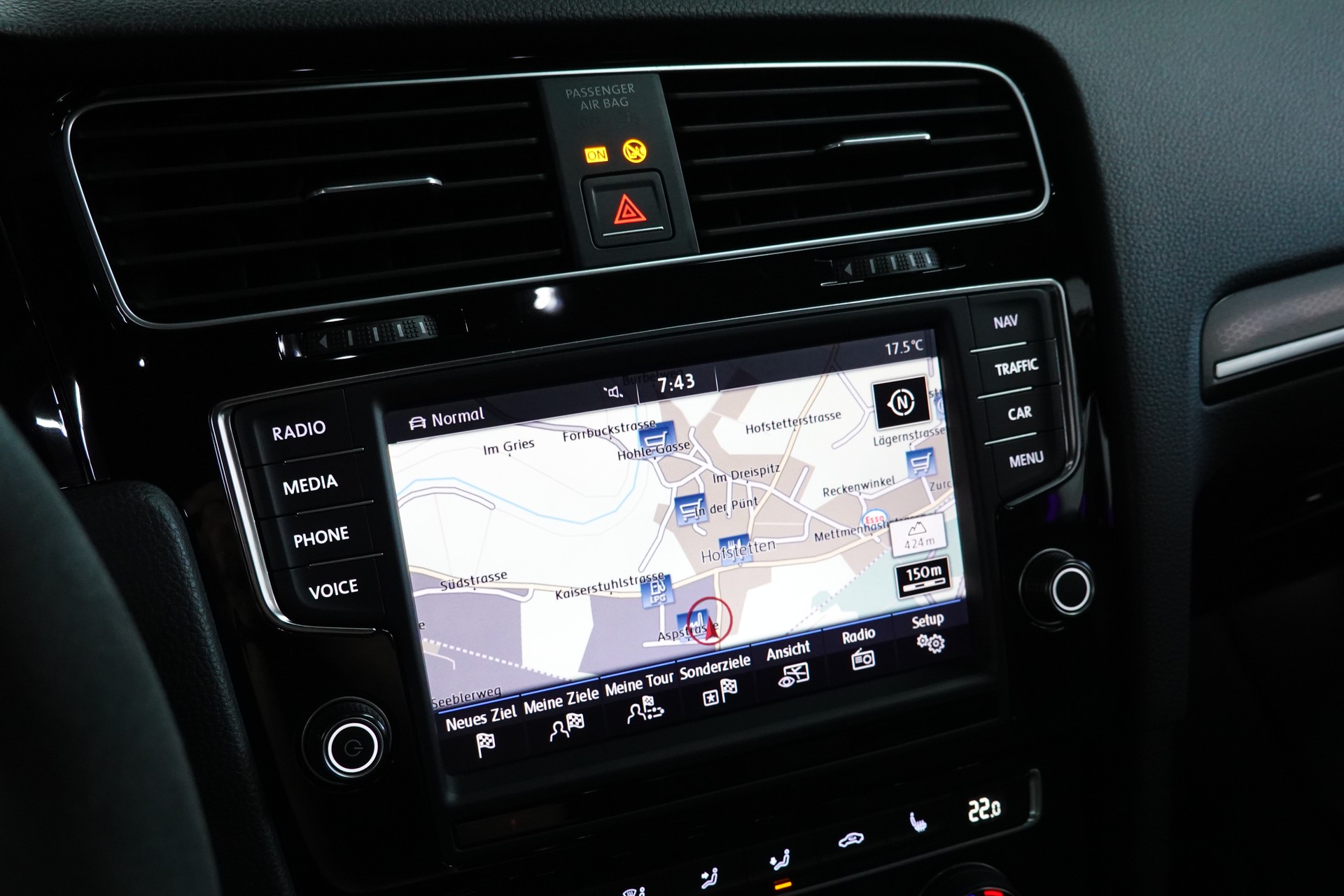 VW GOLF 2.0 TSI R 4MOTION DSG 301 PS CH-FZ-image-24