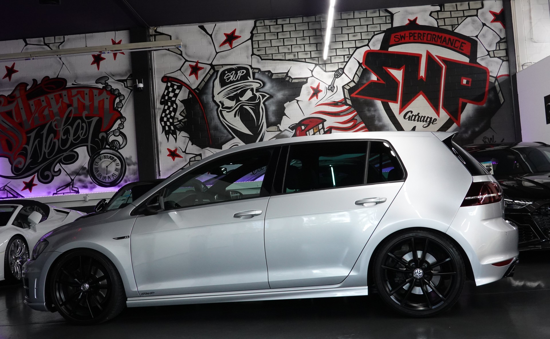 VW GOLF 2.0 TSI R 4MOTION DSG 301 PS CH-FZ-image-8
