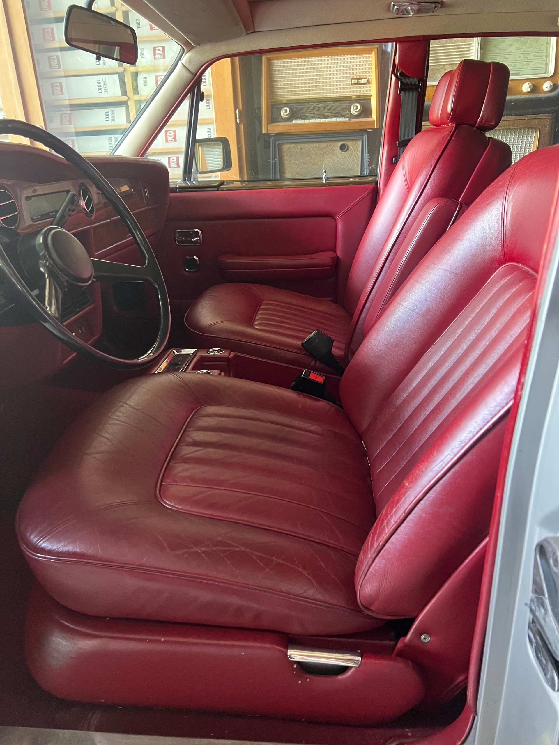 ROLLS-ROYCE Silver Spirit-image-2