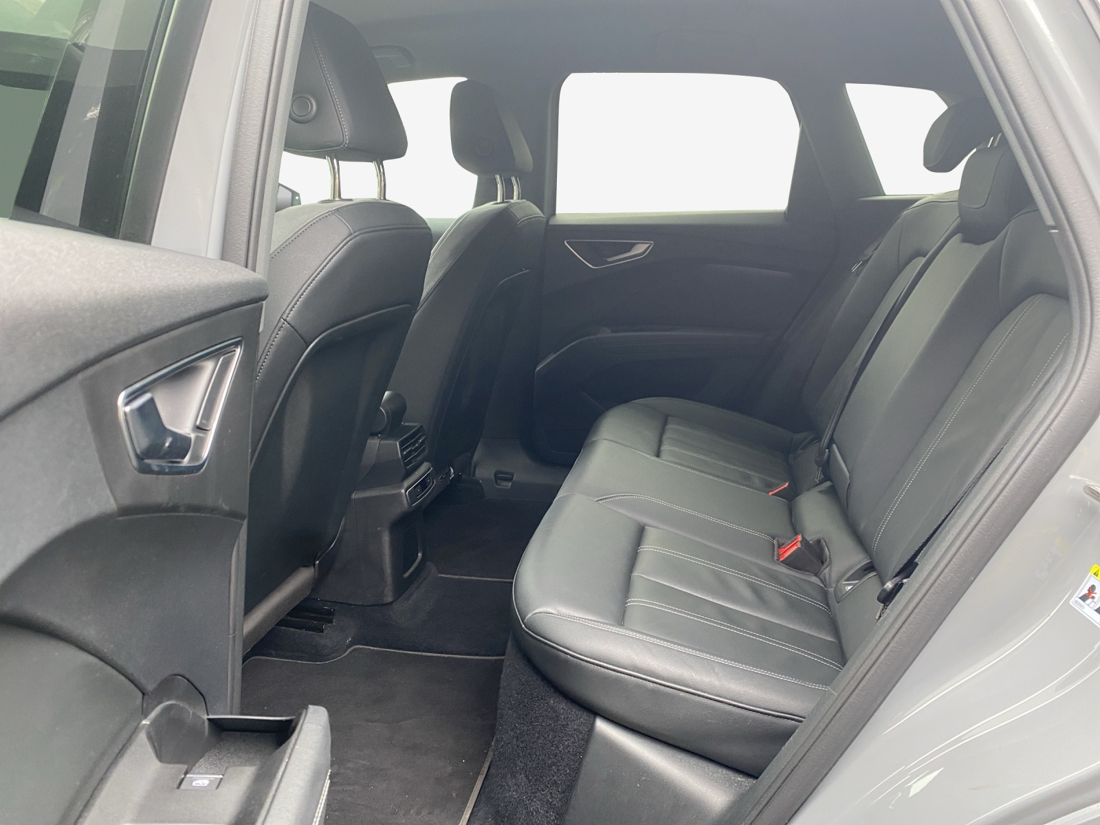 AUDI Q4 e-tron 35-image-11