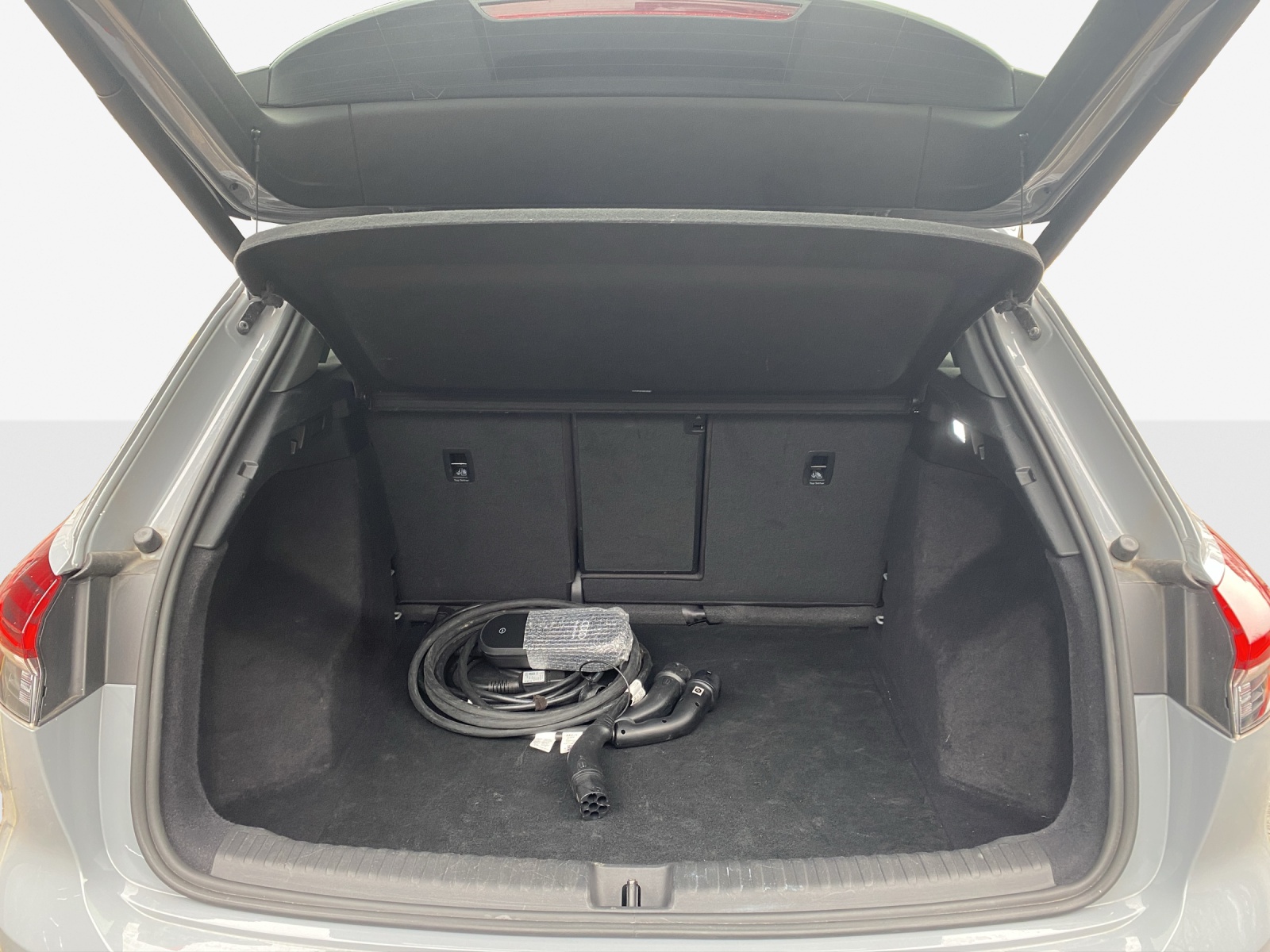 AUDI Q4 e-tron 35-image-12