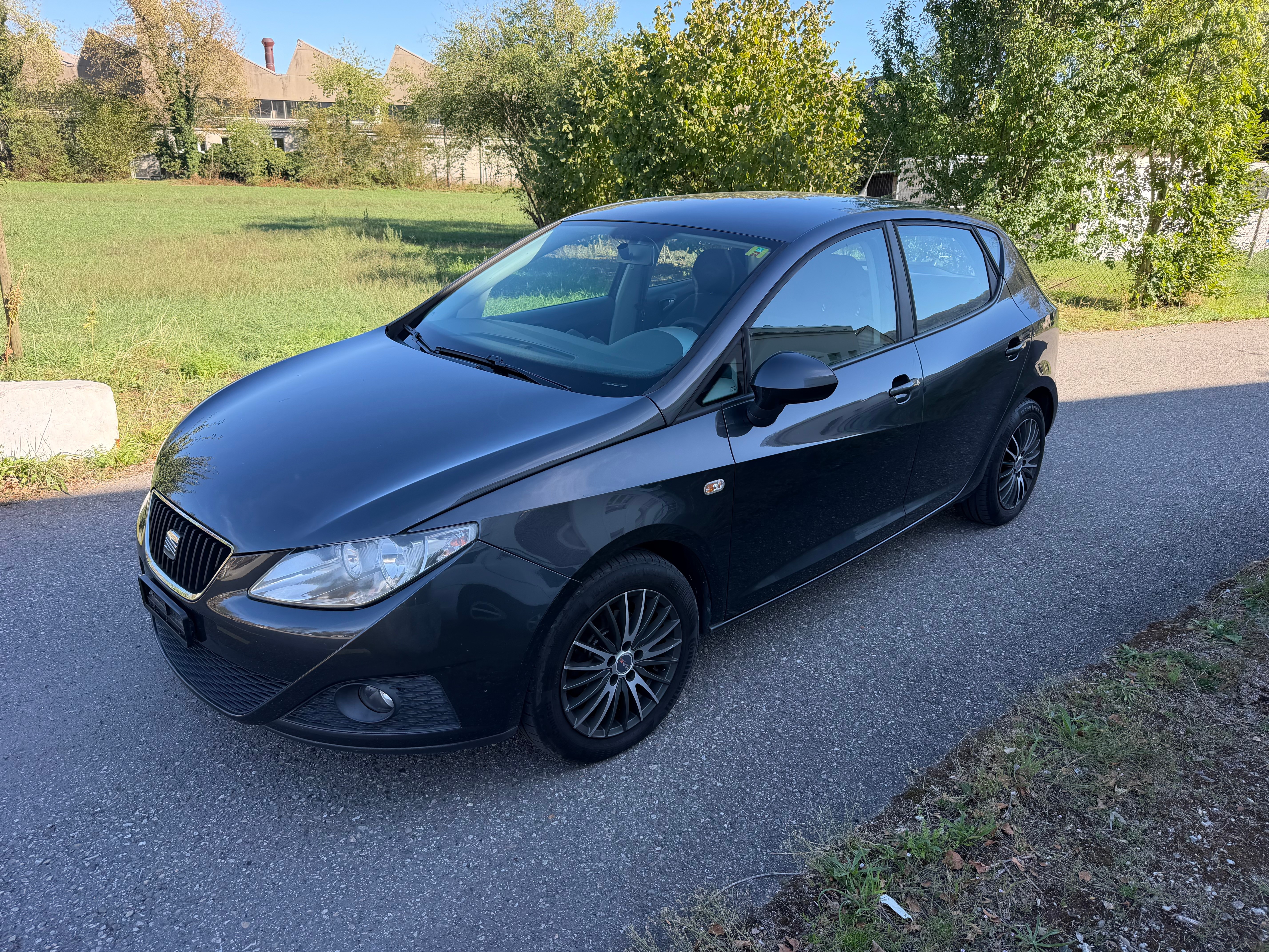Car photo