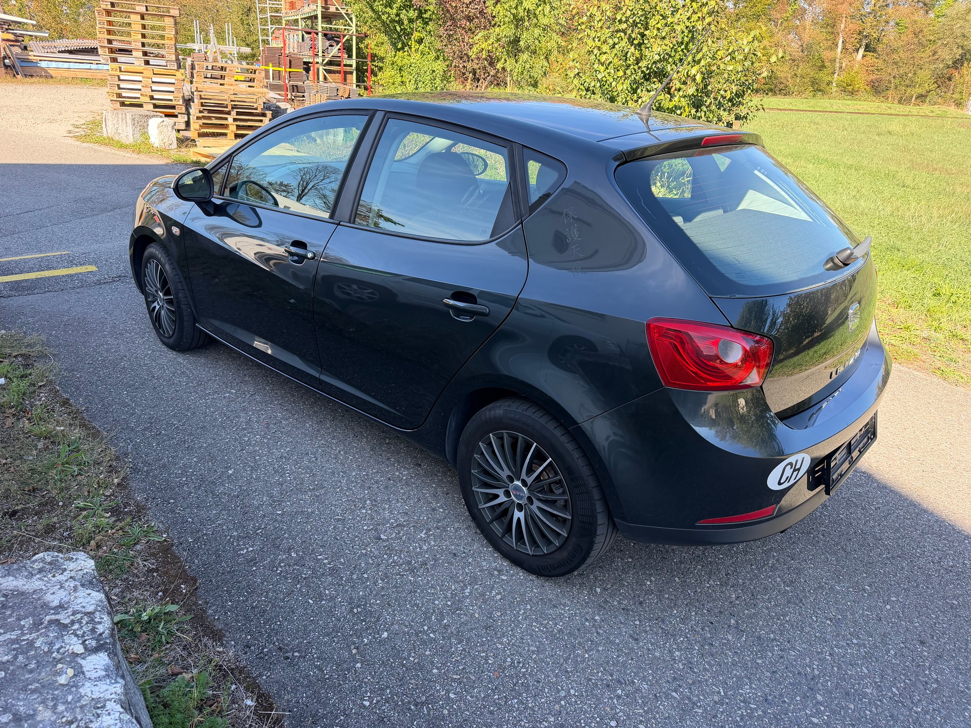 SEAT Ibiza 1.6 Style-image-4