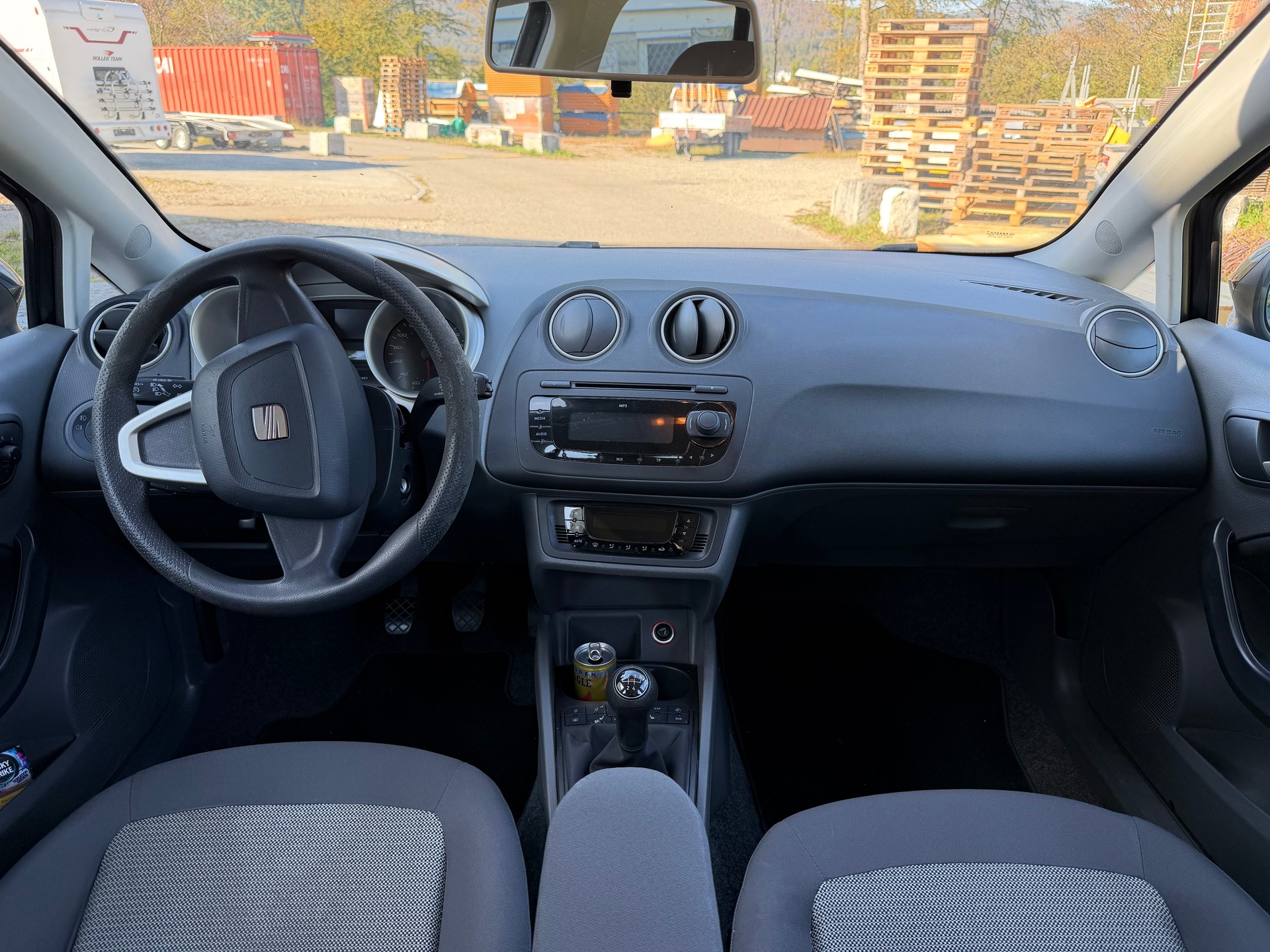 SEAT Ibiza 1.6 Style-image-6