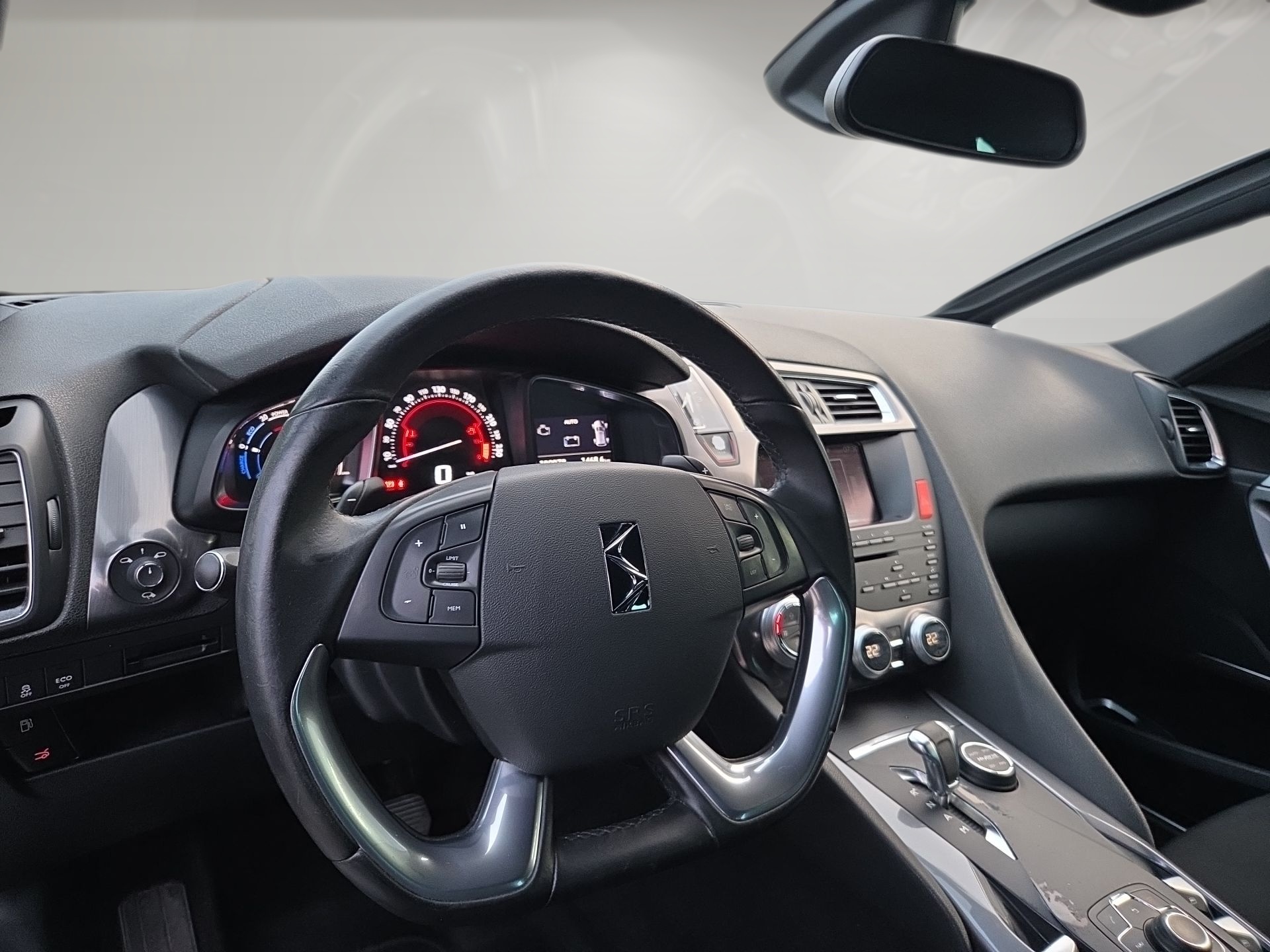 DS AUTOMOBILES DS5 HYbrid4 200 Chic EGS6-image-5