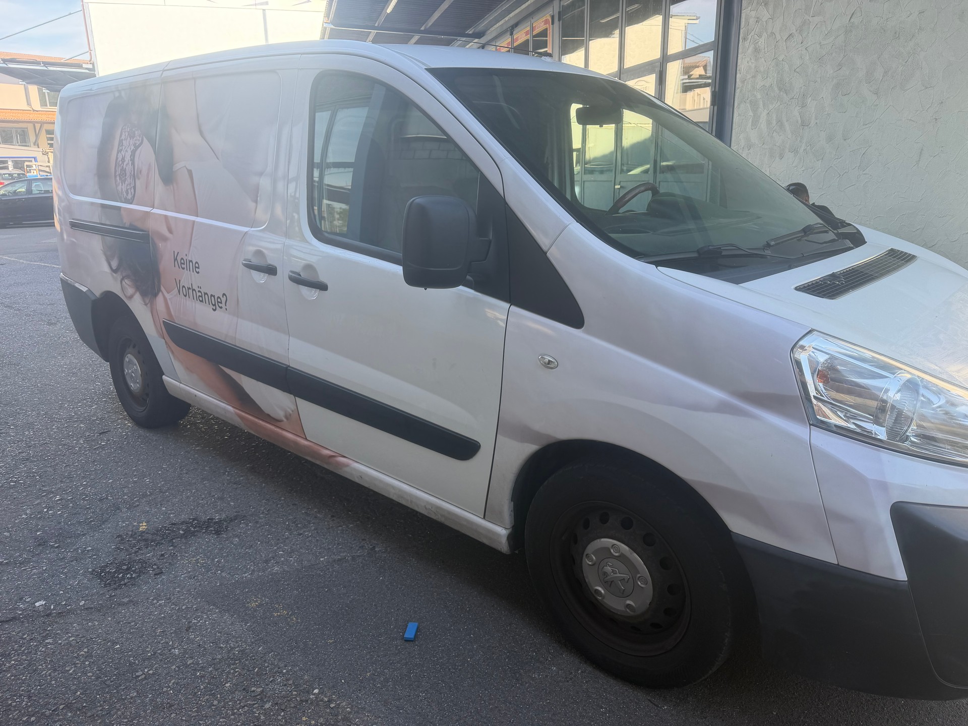 PEUGEOT Expert 2.0 HDi 227 L1H1-image-4