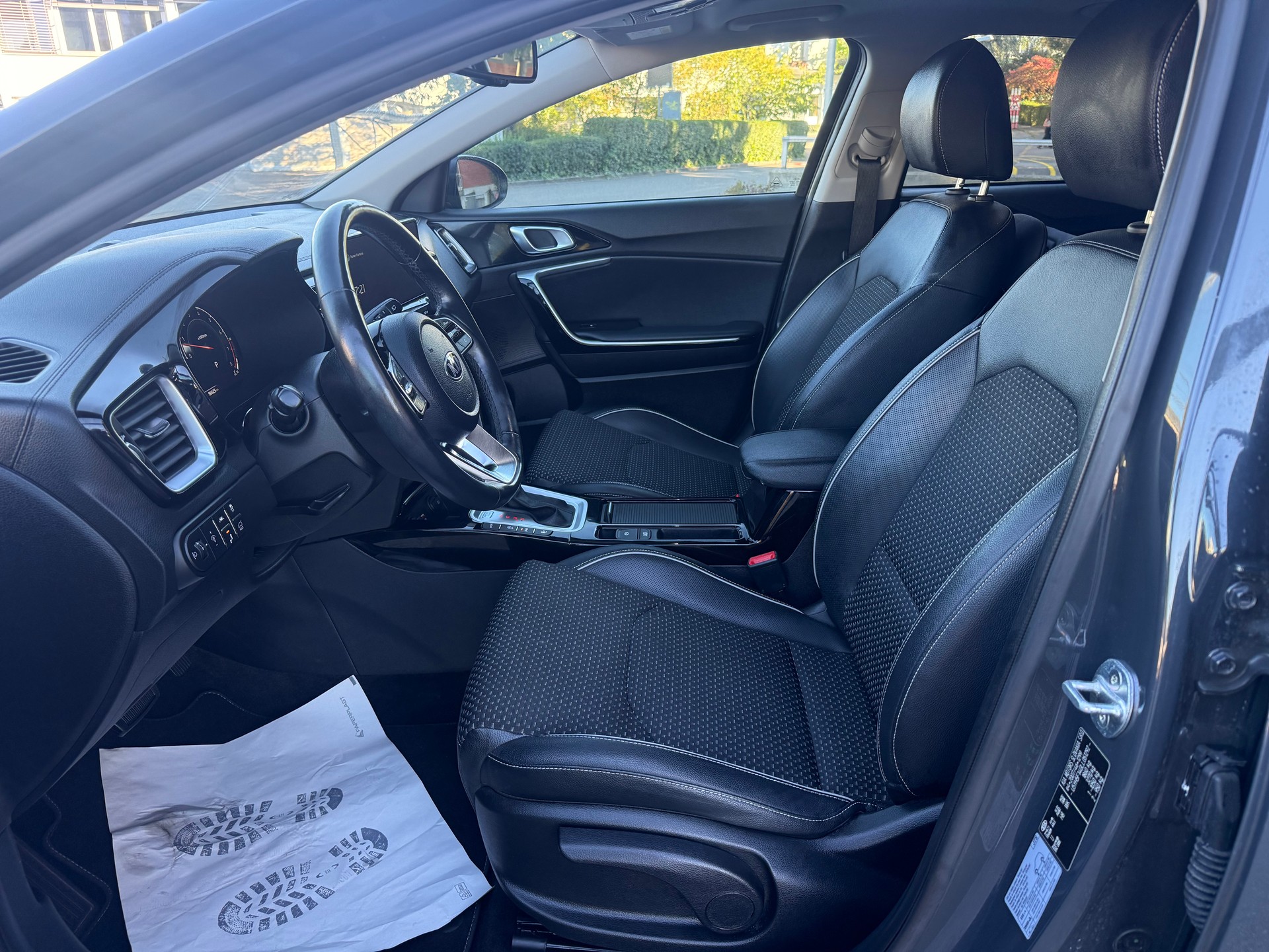 KIA XCeed 1.4 T-GDi Style DCT-image-6