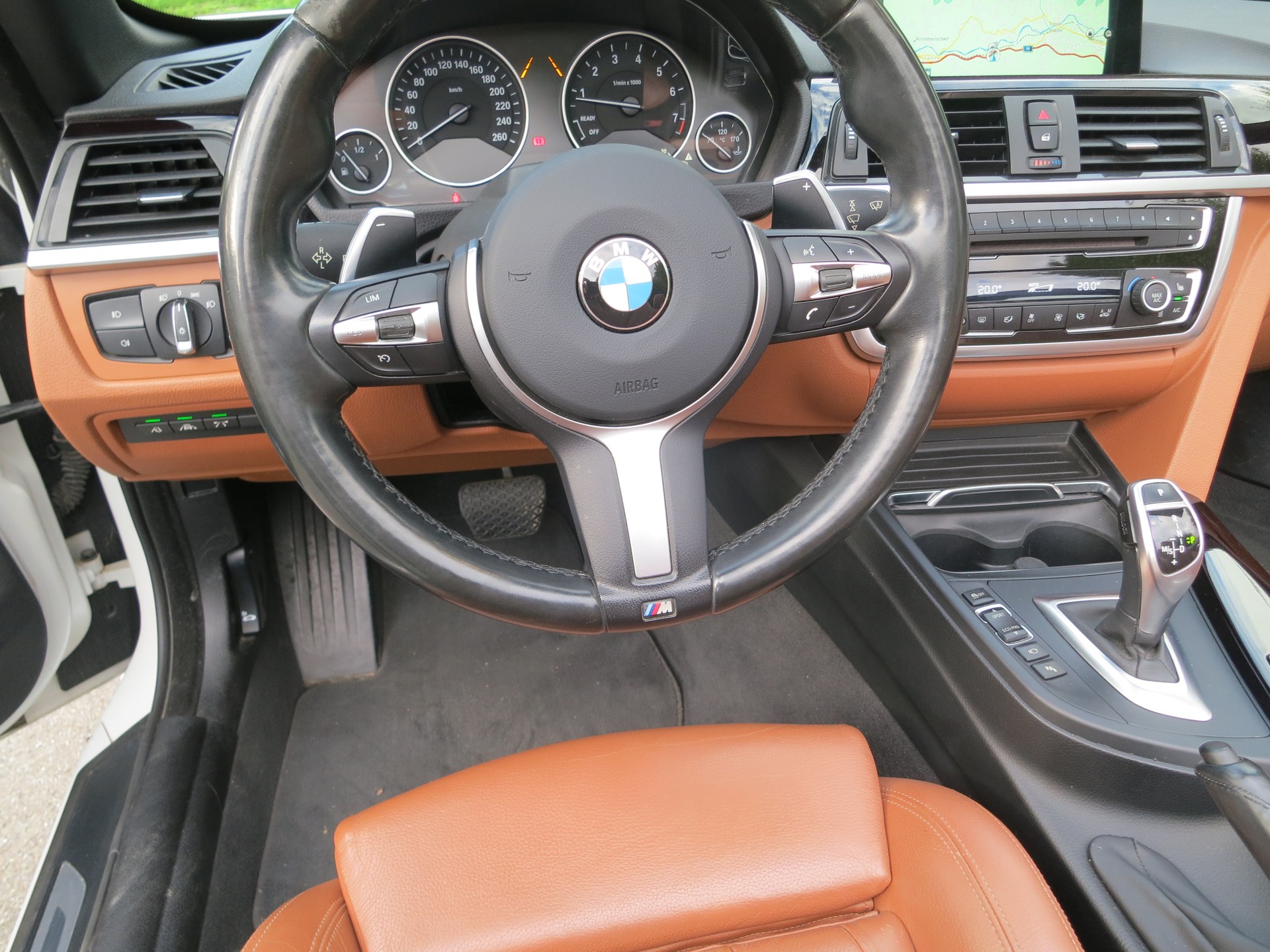 BMW 430i Cabrio xDrive Luxury-image-13