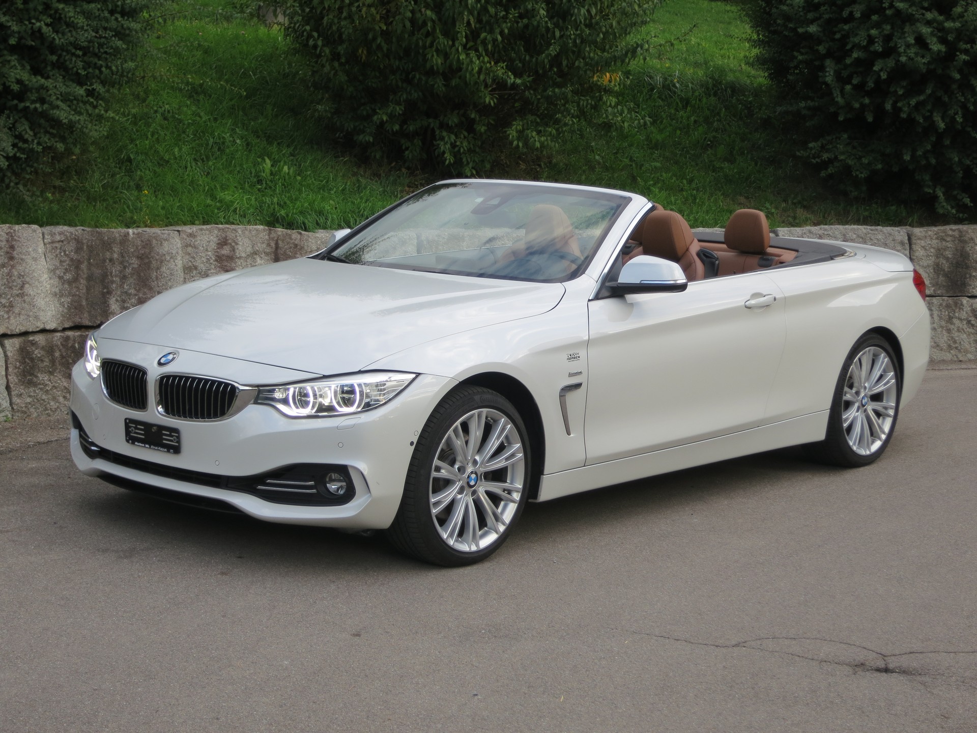 BMW 430i Cabrio xDrive Luxury-image-0