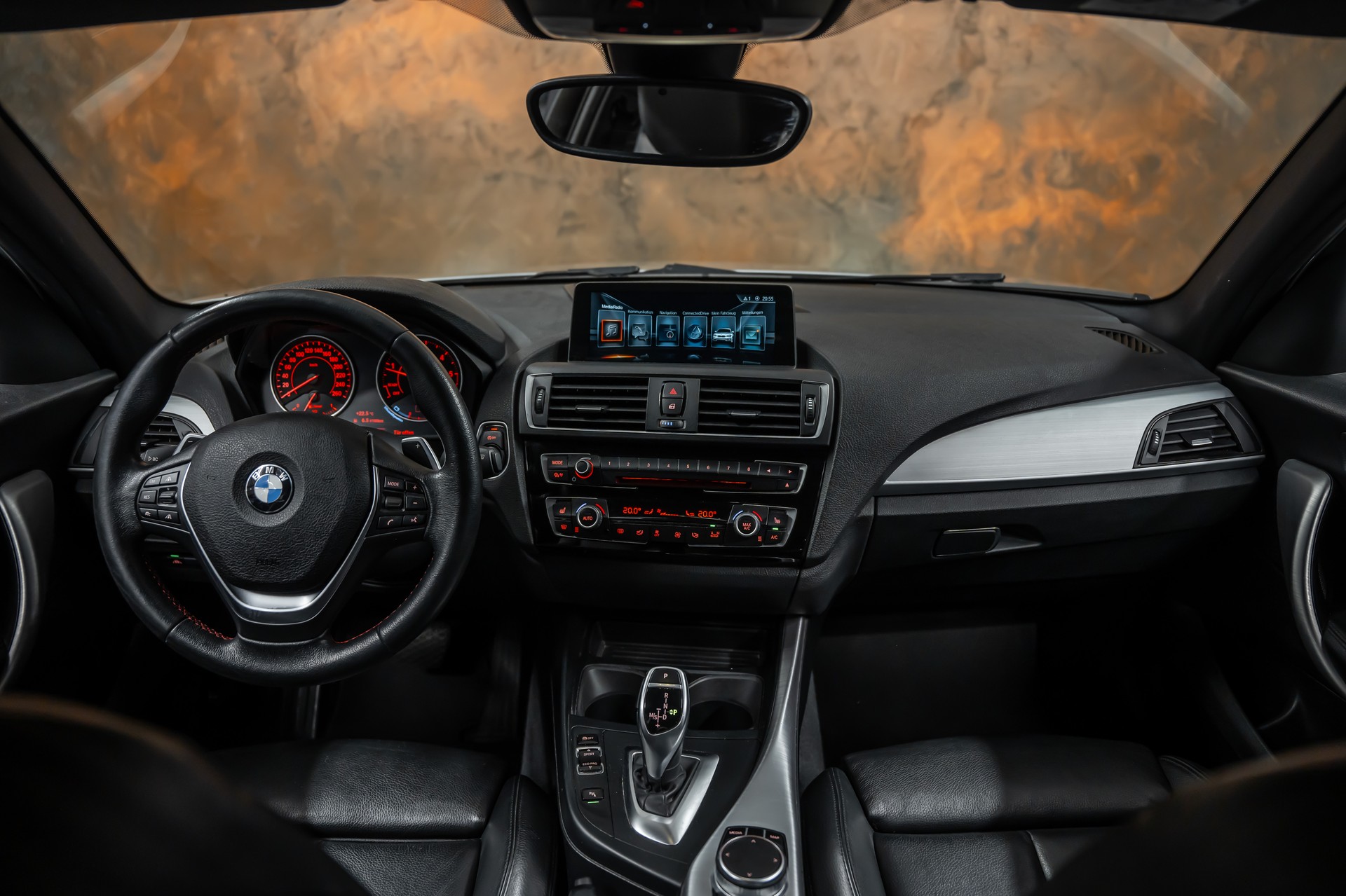 BMW 120d xDrive Sport Line Steptronic *Leder*R-Kamera*Abstandstempomat*-image-14