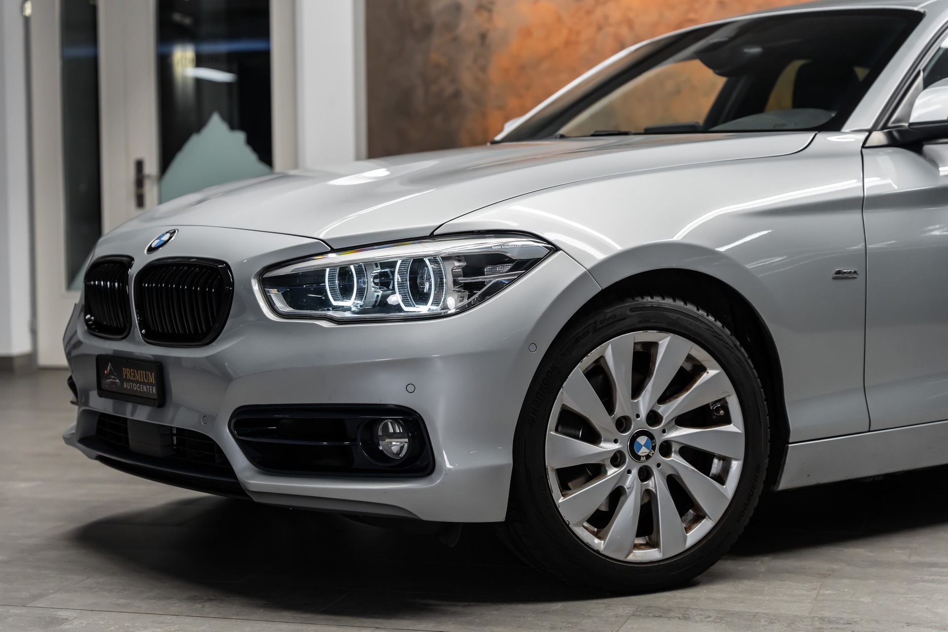BMW 120d xDrive Sport Line Steptronic *Leder*R-Kamera*Abstandstempomat*-image-2