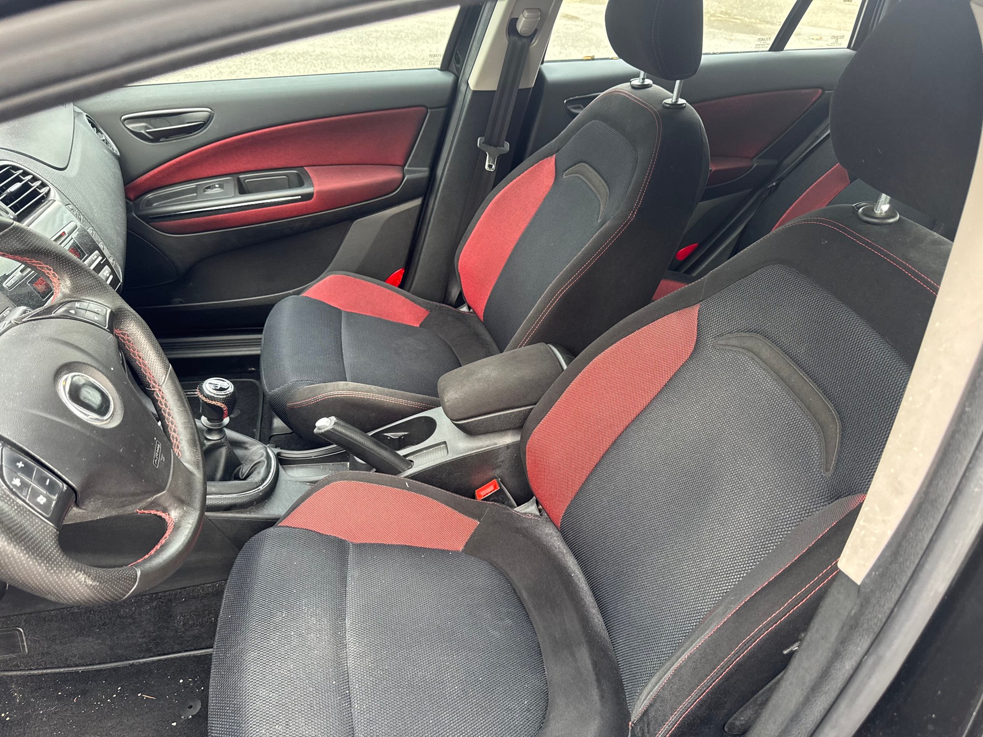 FIAT Bravo 1.4 16V Turbo Dynamic-image-9