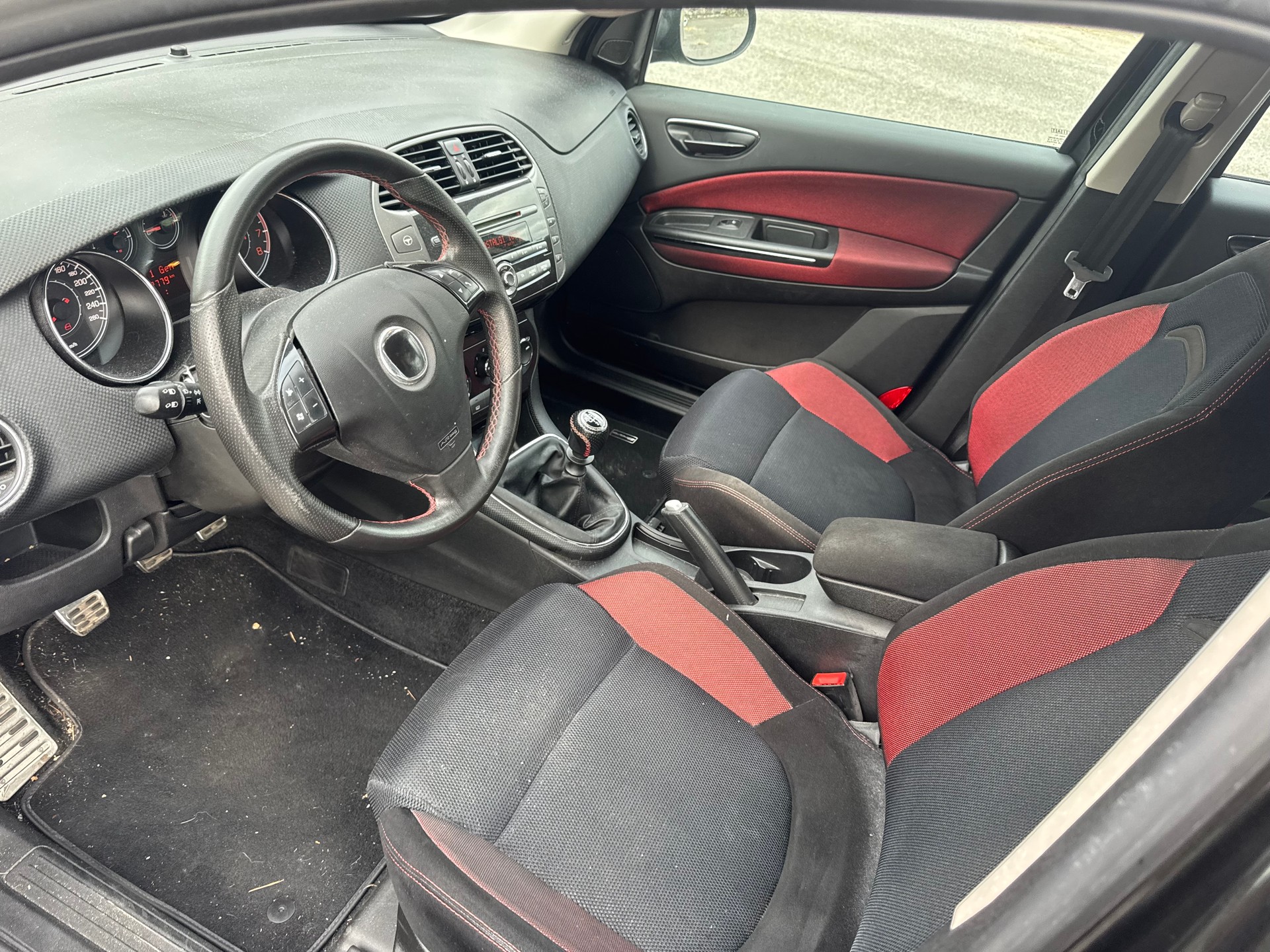 FIAT Bravo 1.4 16V Turbo Dynamic-image-8