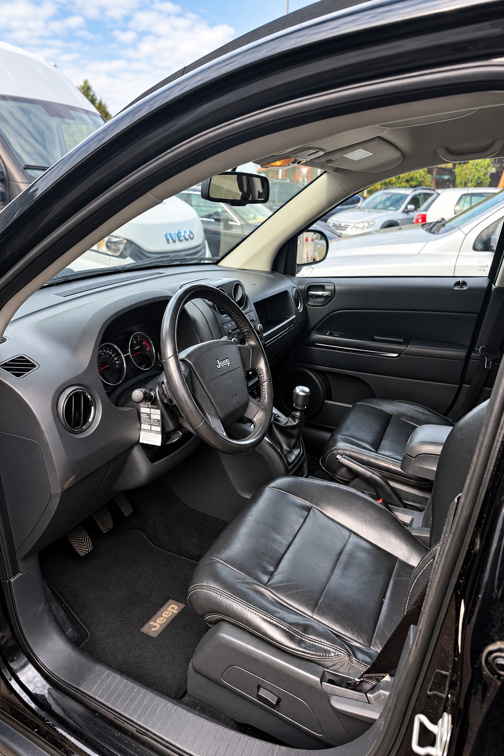 JEEP Compass 2.2 CRD Limited-image-6
