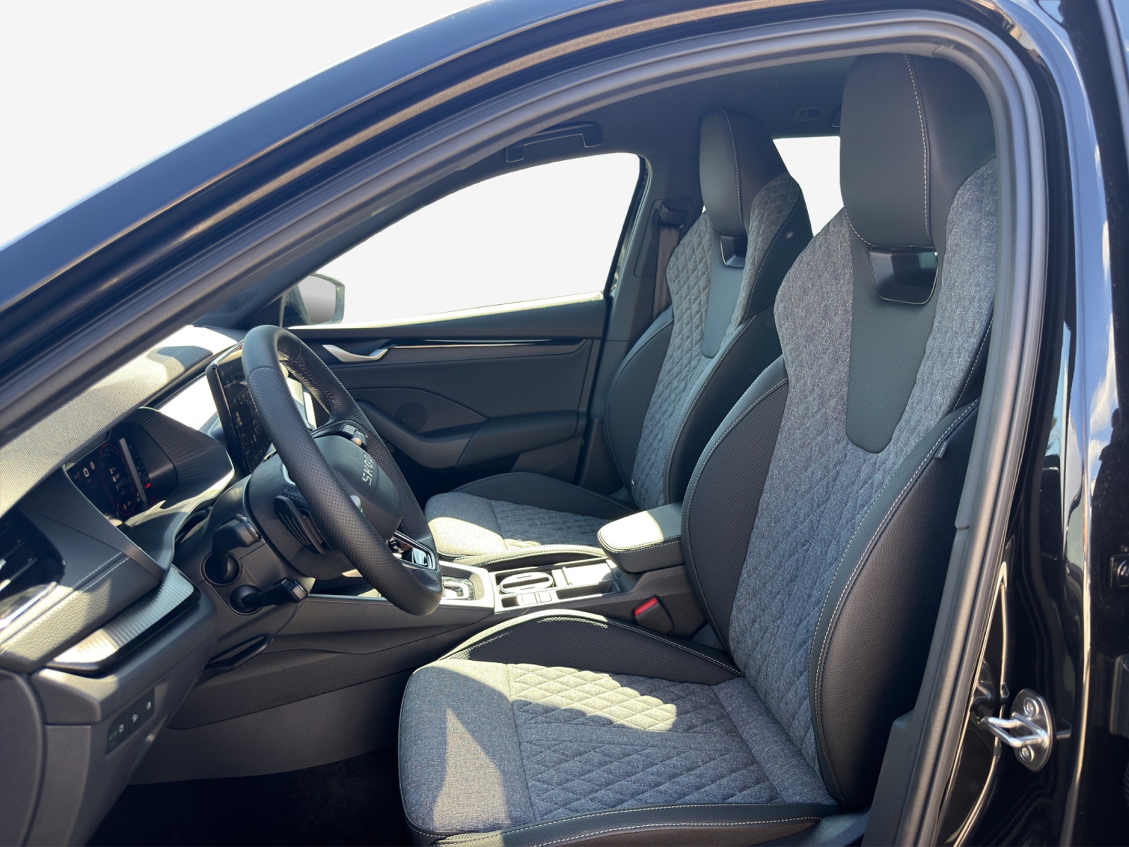 SKODA Octavia Combi 2.0 TSI DSG Sport Line 4x4-image-7
