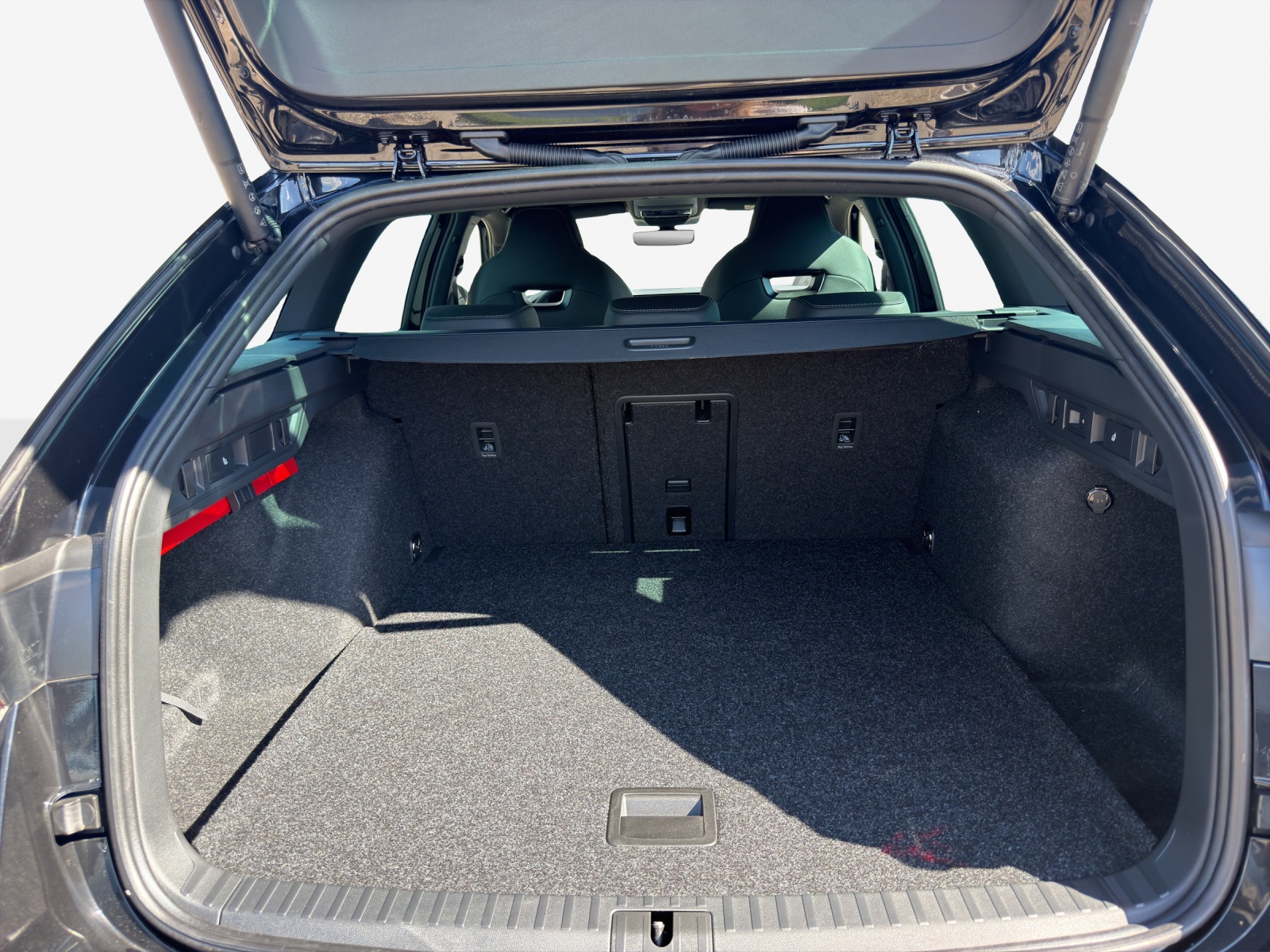 SKODA Octavia Combi 2.0 TSI DSG Sport Line 4x4-image-12