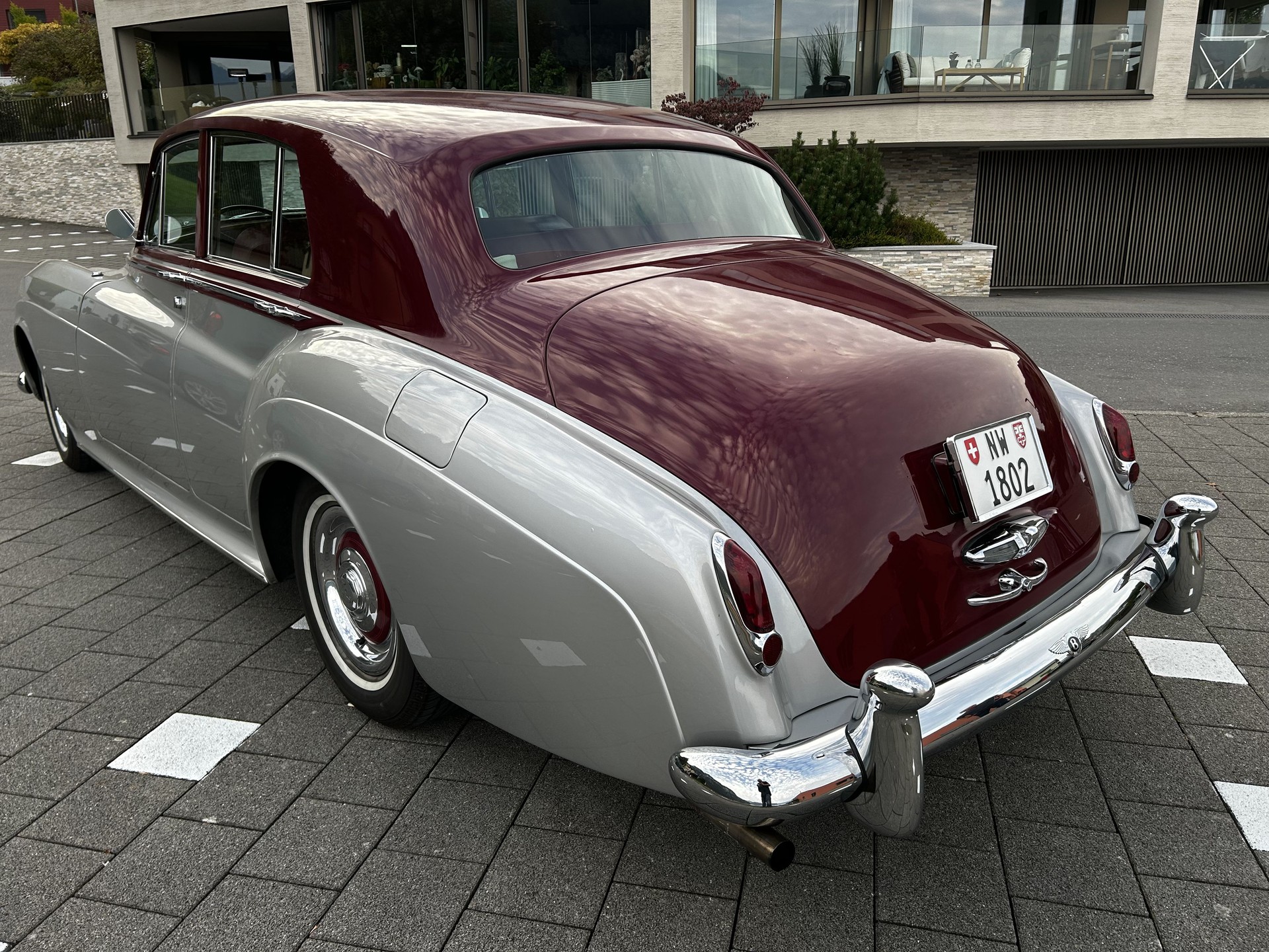 BENTLEY Veteran-image-3