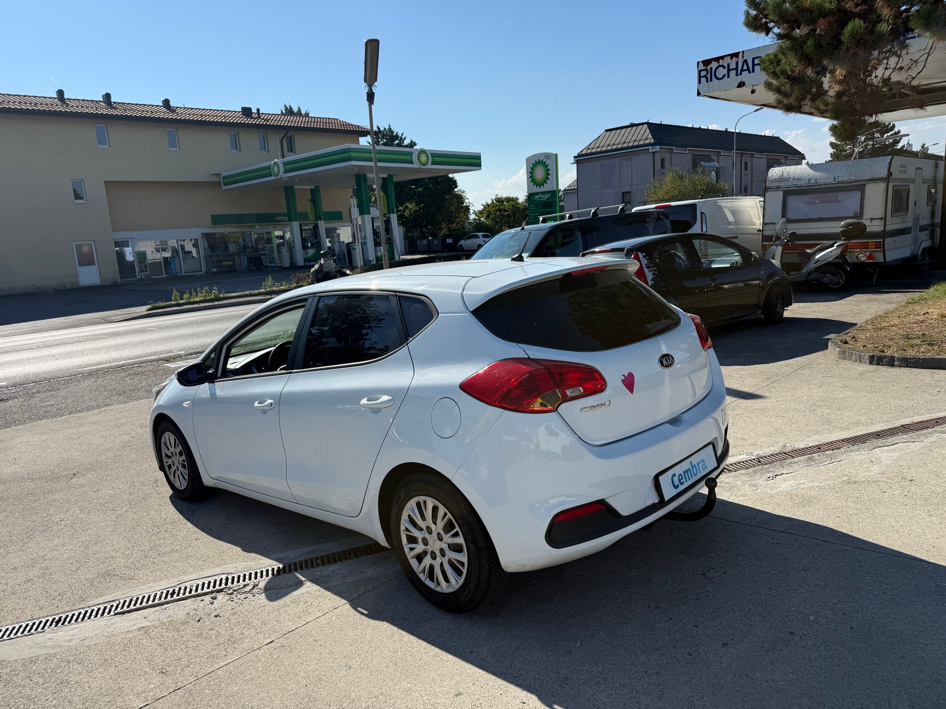 KIA Cee'd 1.4 16V _seven-image-10