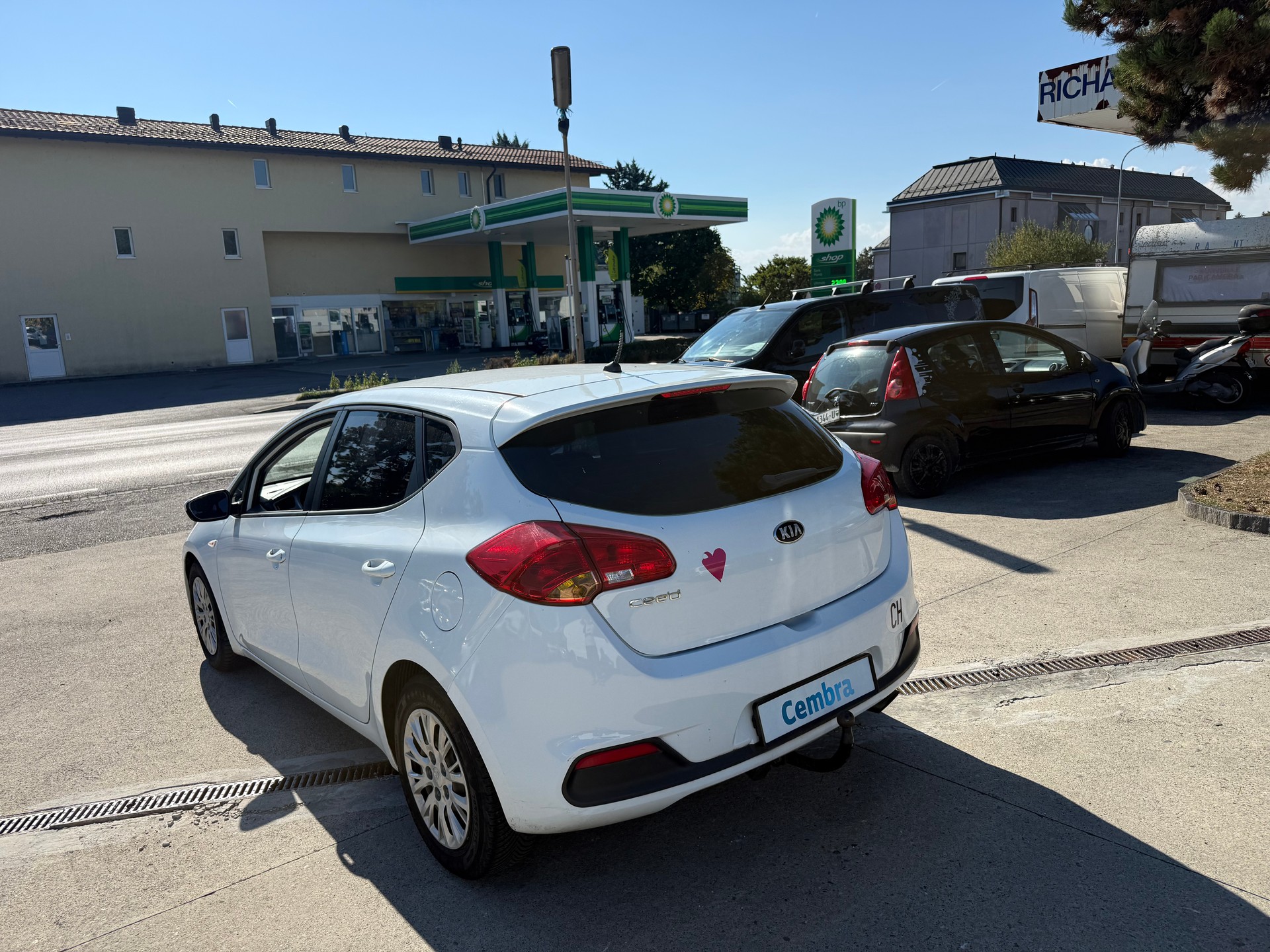 KIA Cee'd 1.4 16V _seven-image-9