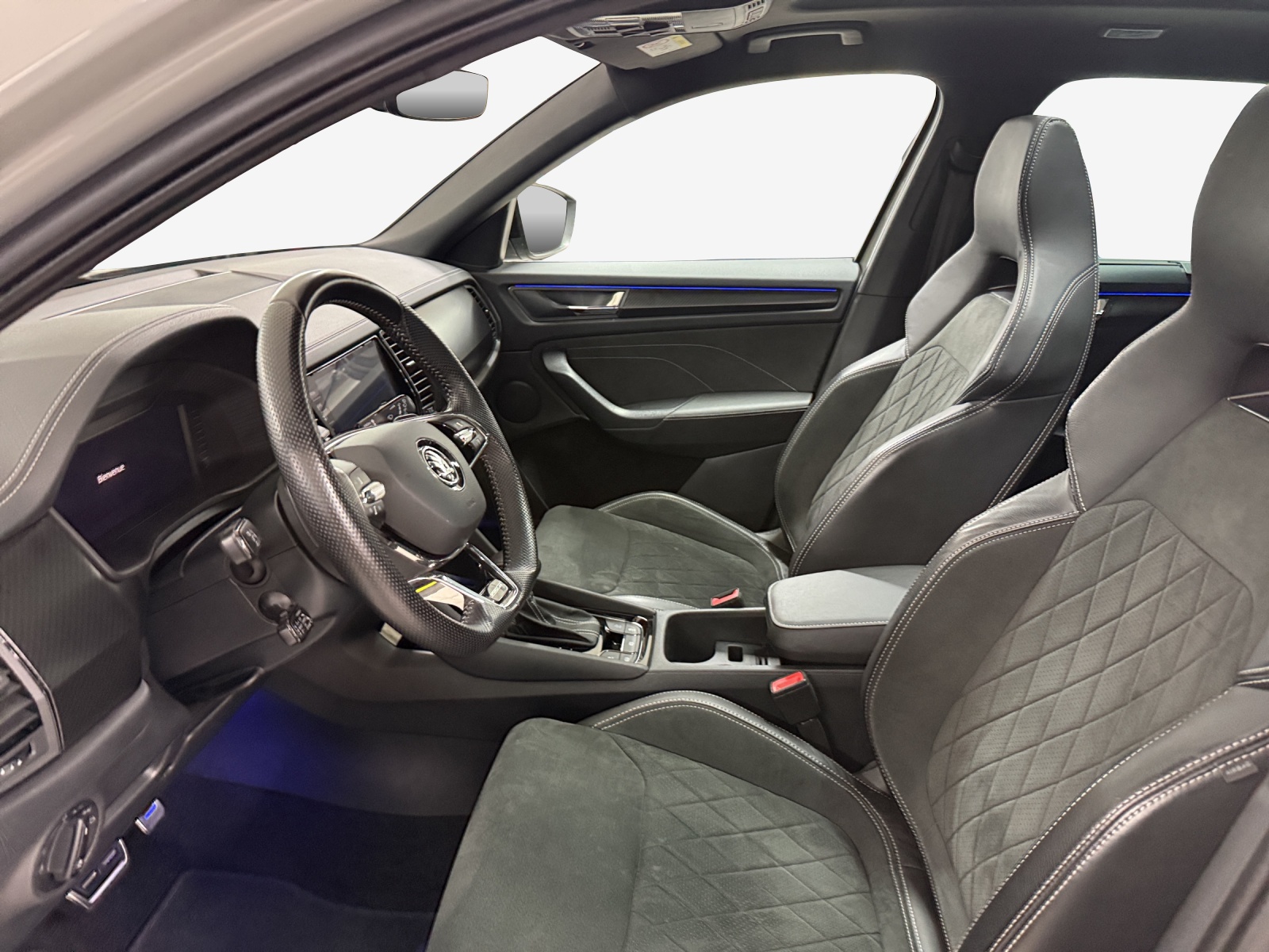 SKODA Kodiaq 2.0 TSI 4x4 SportLine-image-7