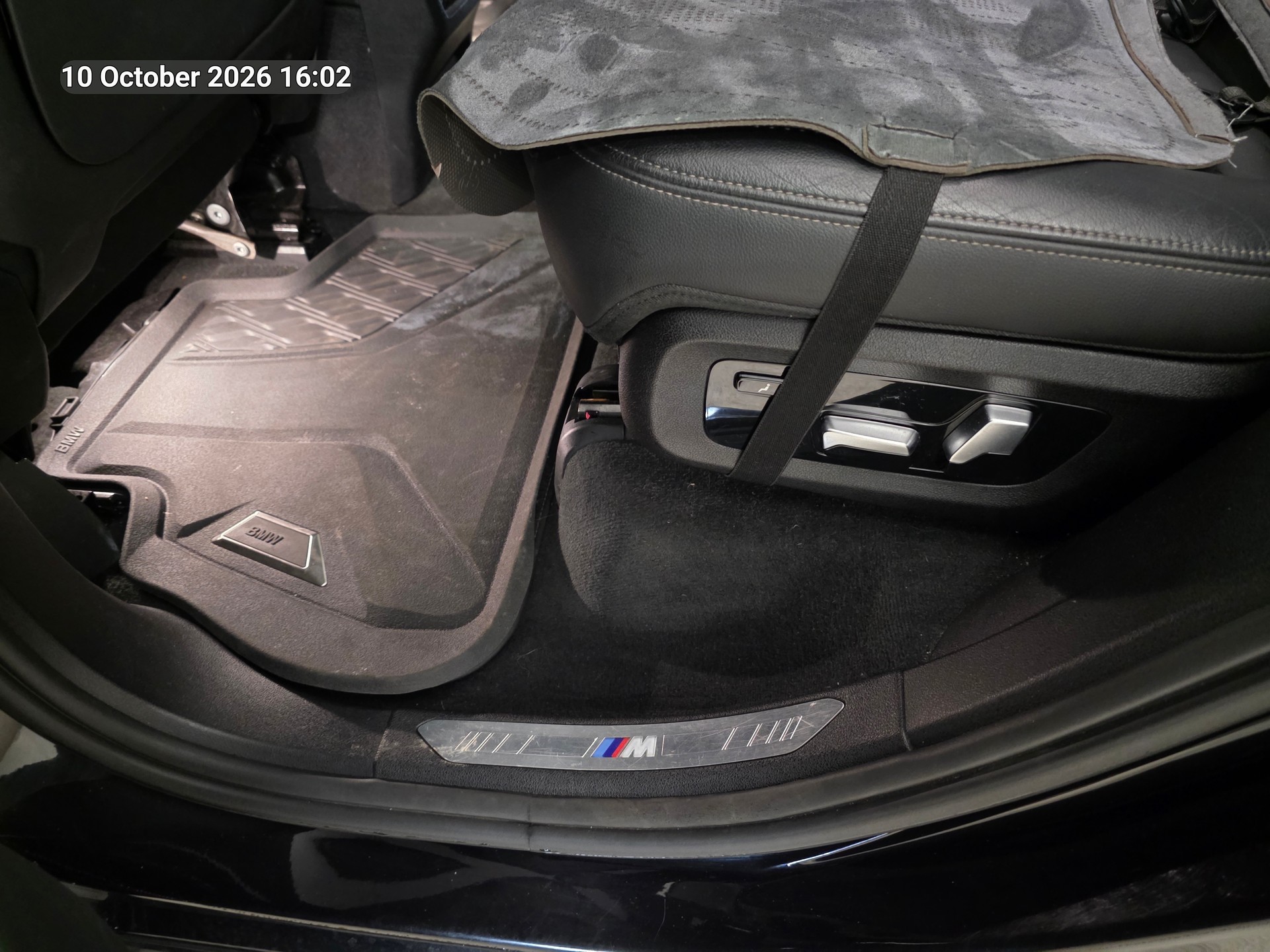 BMW 40i xDrive SAG-image-12