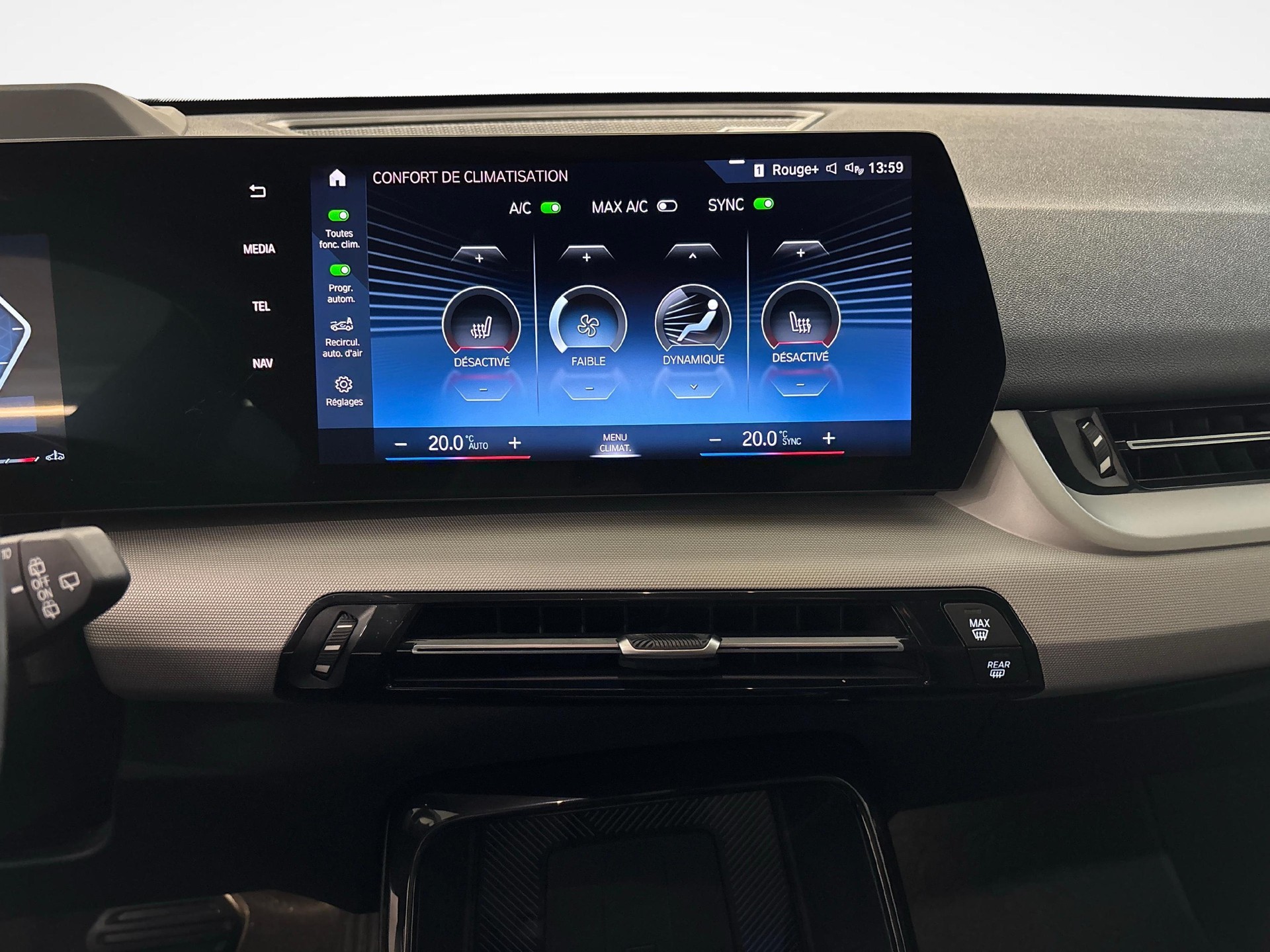 BMW X1 23d xDrive-image-14